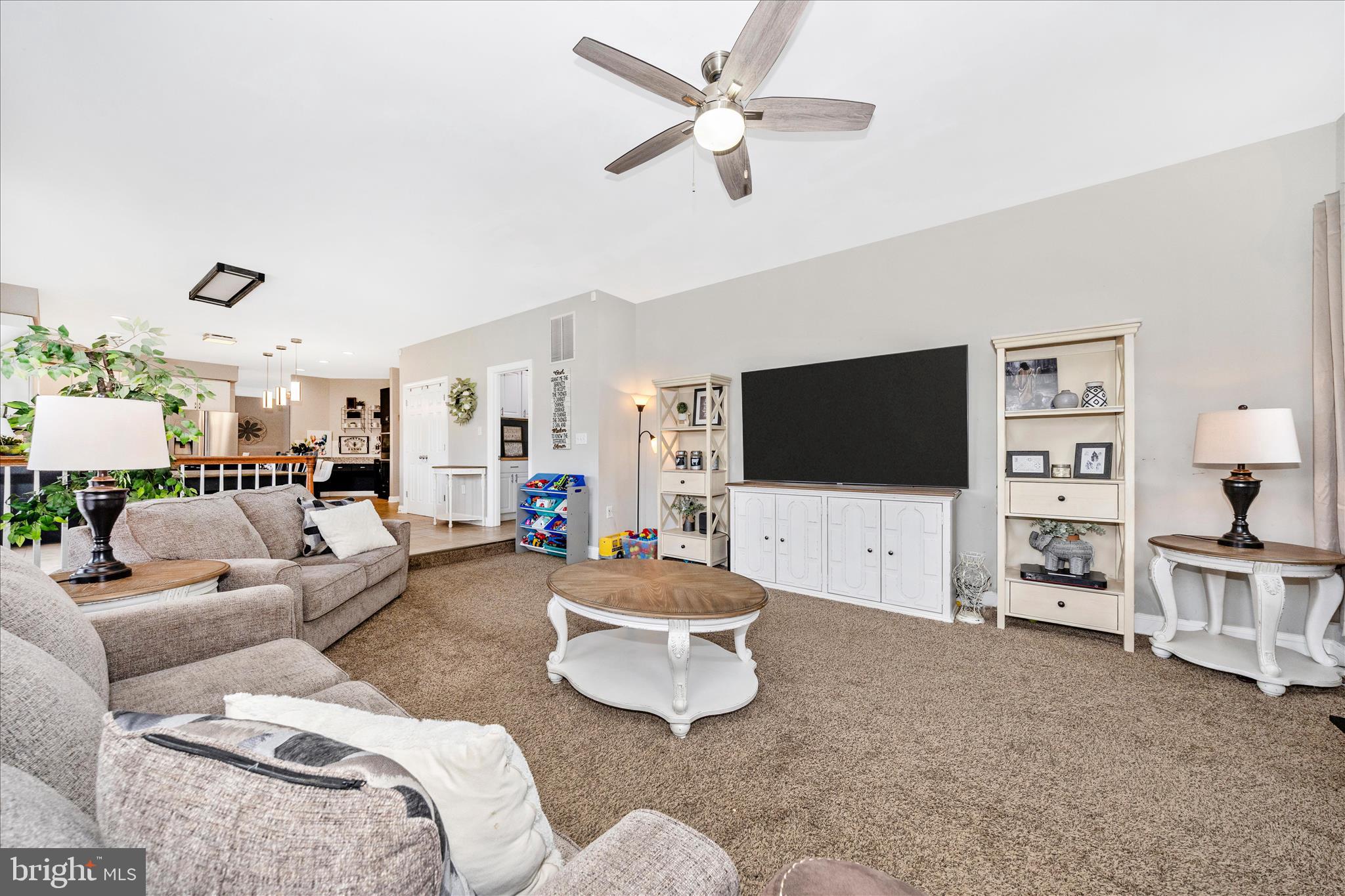 MEADOW BROOK - Residential