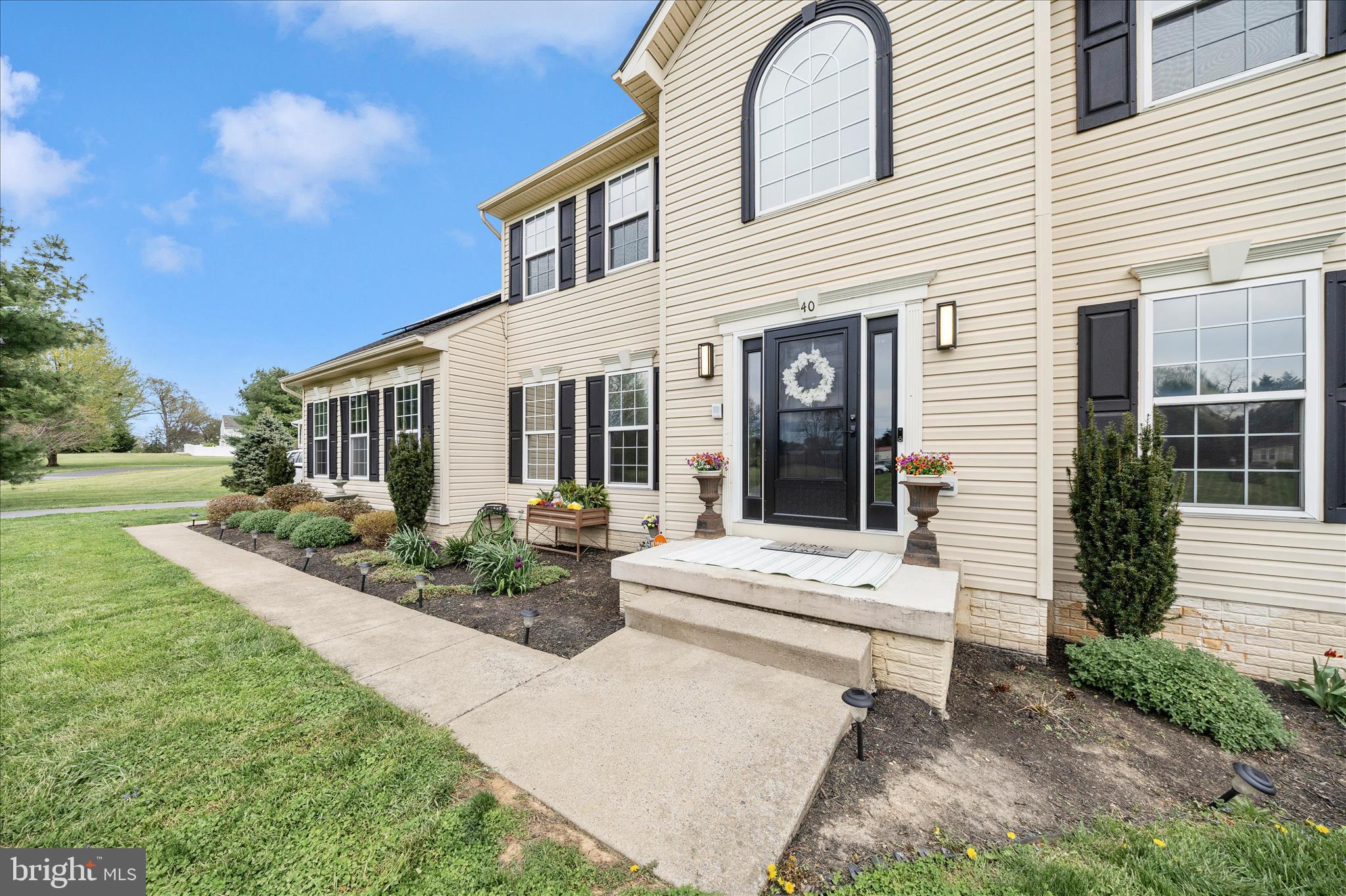 MEADOW BROOK - Residential