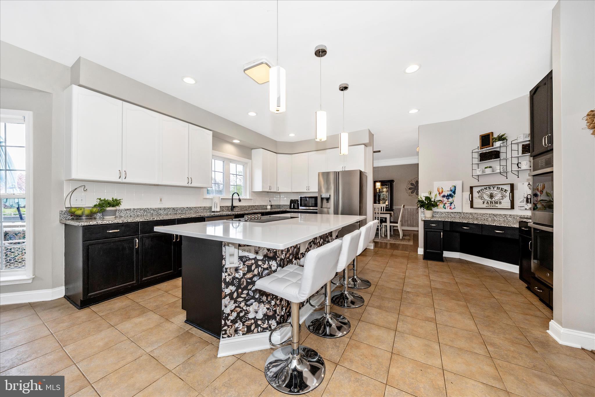 MEADOW BROOK - Residential