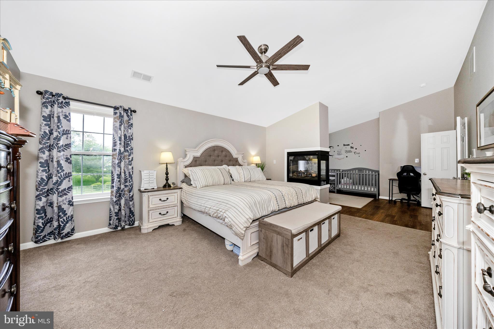 MEADOW BROOK - Residential