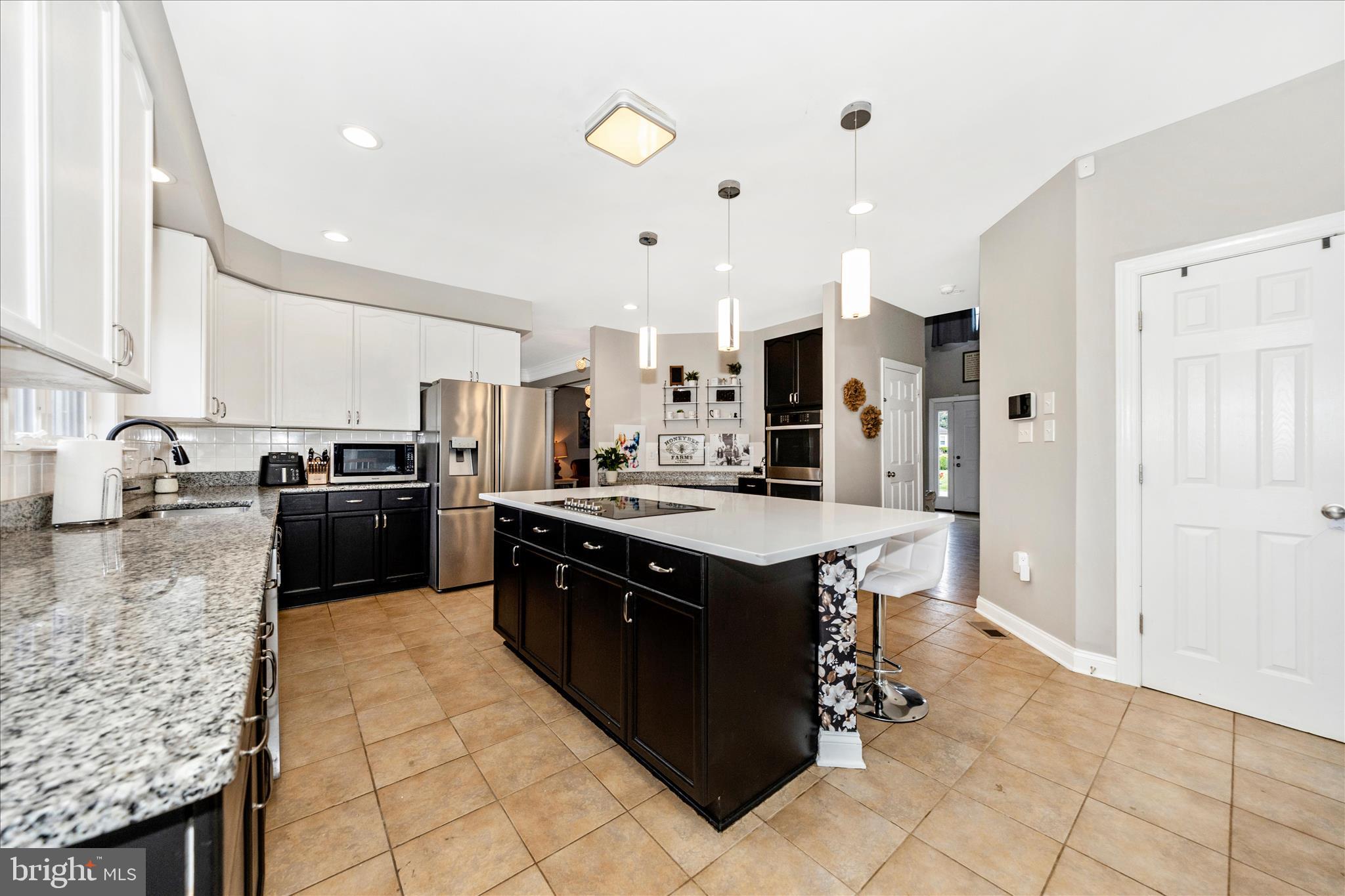 MEADOW BROOK - Residential