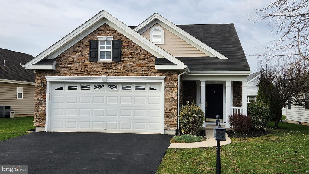 Photo of 1557 Emerson Drive, MOUNT JOY, PA 17552 (MLS # PALA2085354)