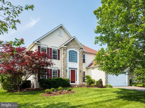 901 BRAMBLEWOOD DOUGLASSVILLE PA 19518