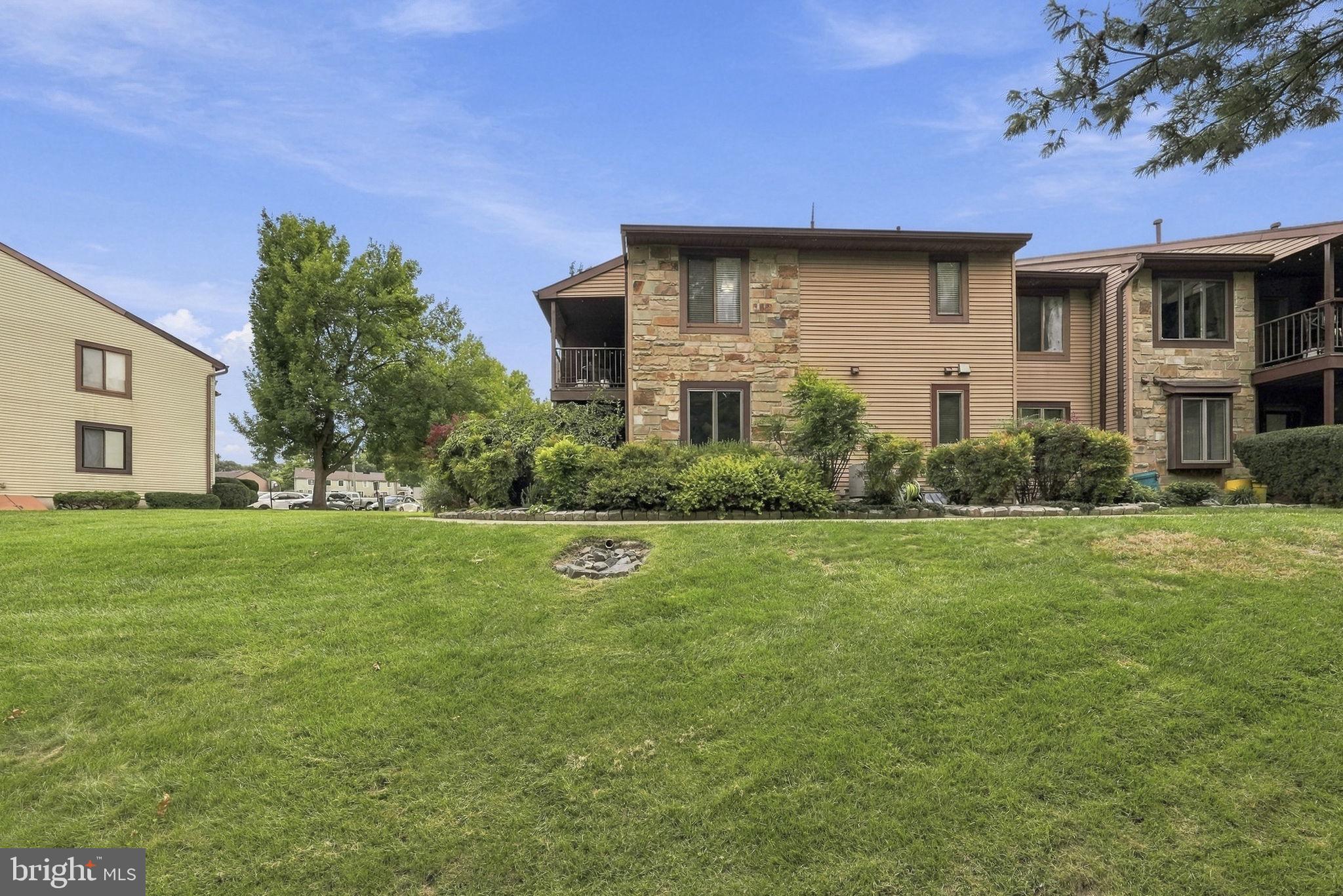 20 GENA COURT
