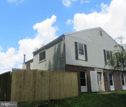 WILLOW HILLS - Residential