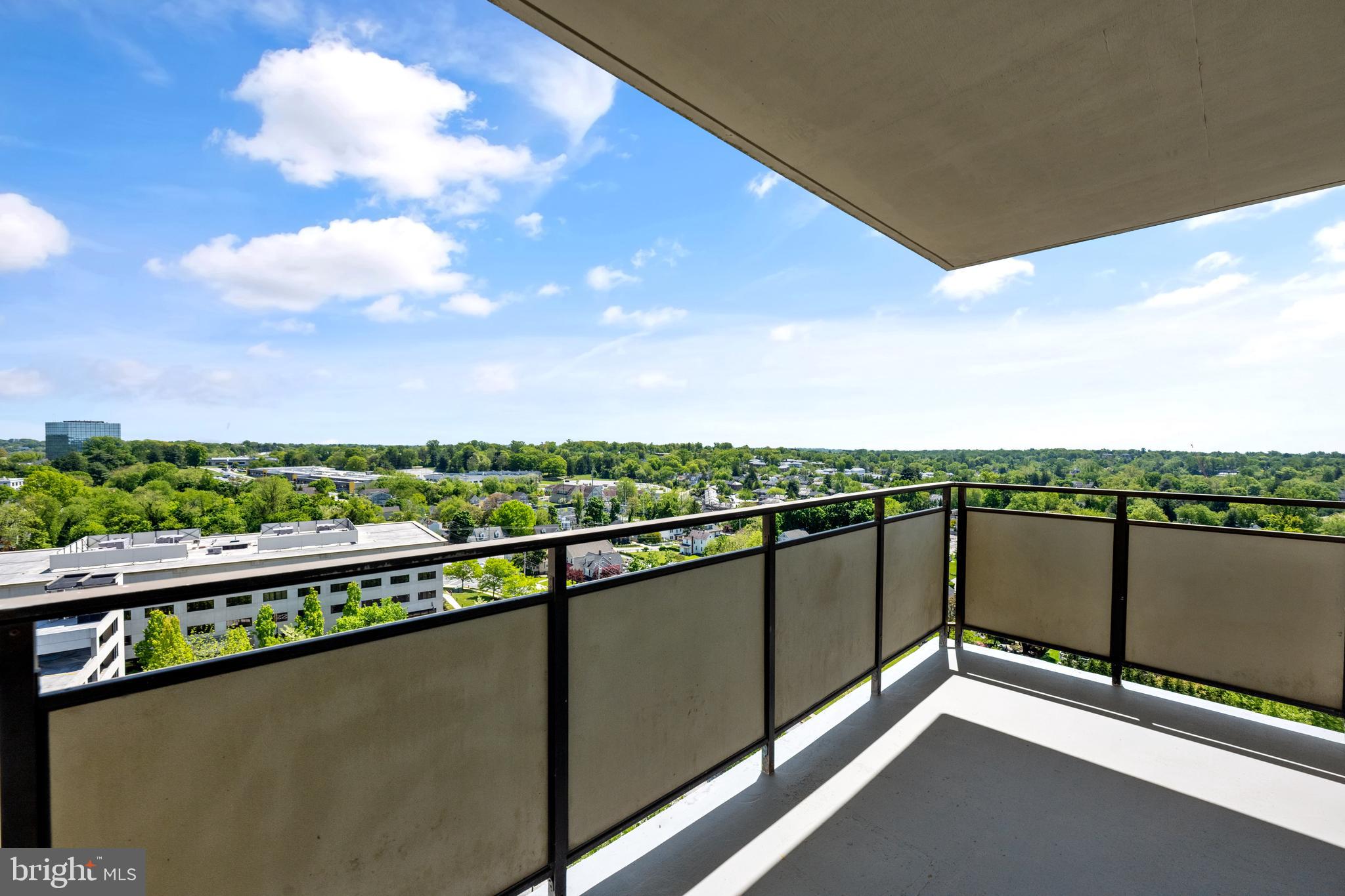 RIDGELY TOWSON CENTER - Residential