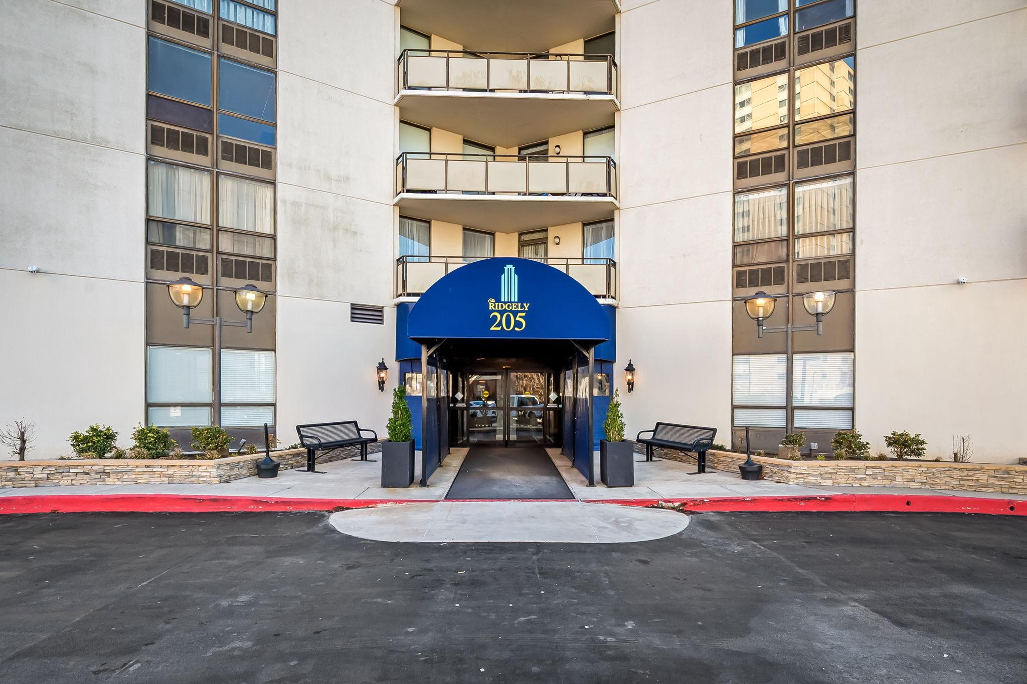 RIDGELY TOWSON CENTER - Residential