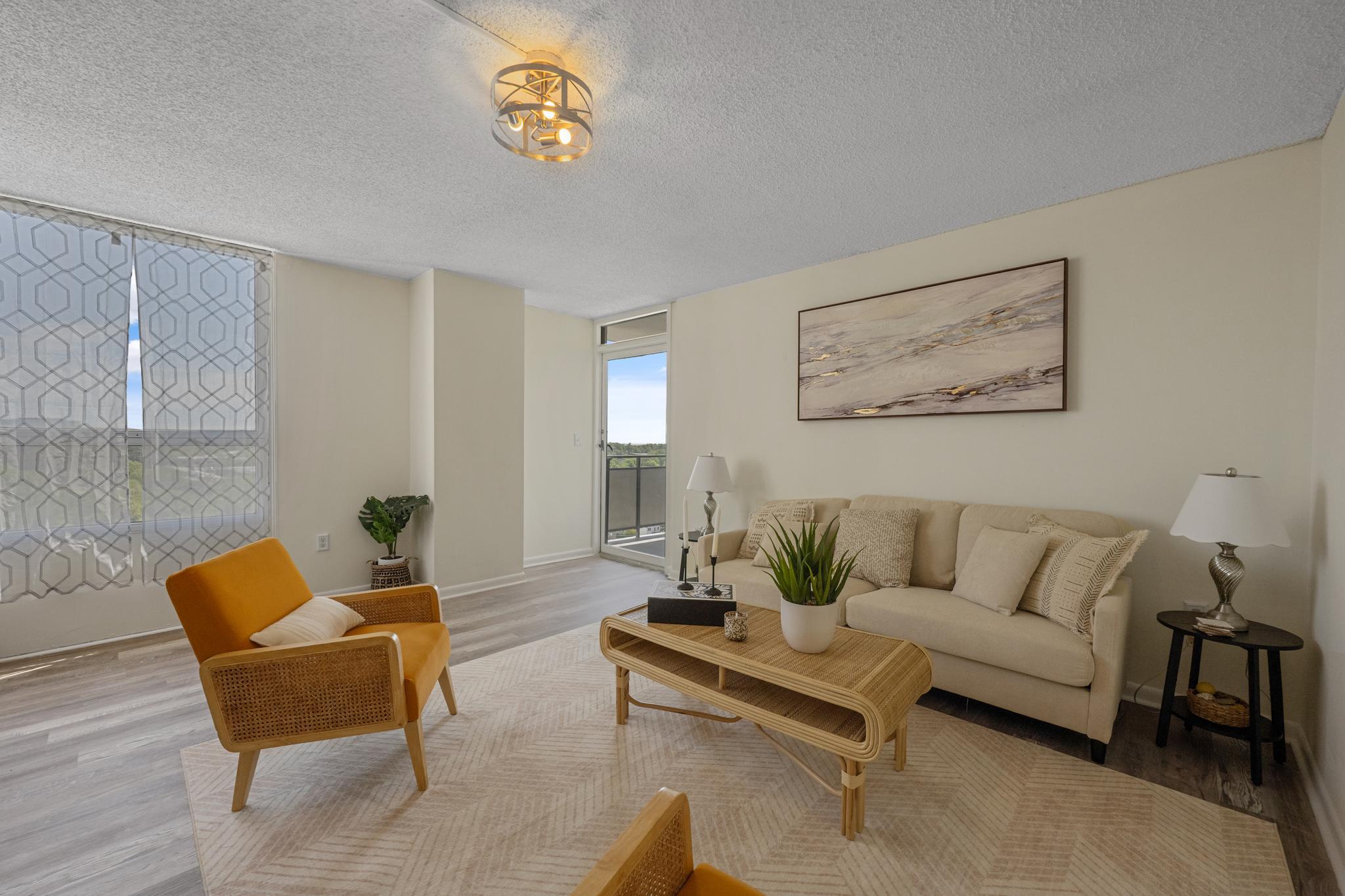 RIDGELY TOWSON CENTER - Residential