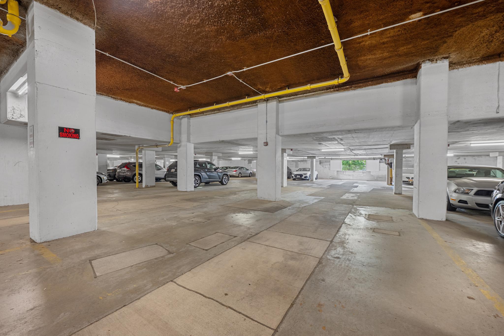 RIDGELY TOWSON CENTER - Residential