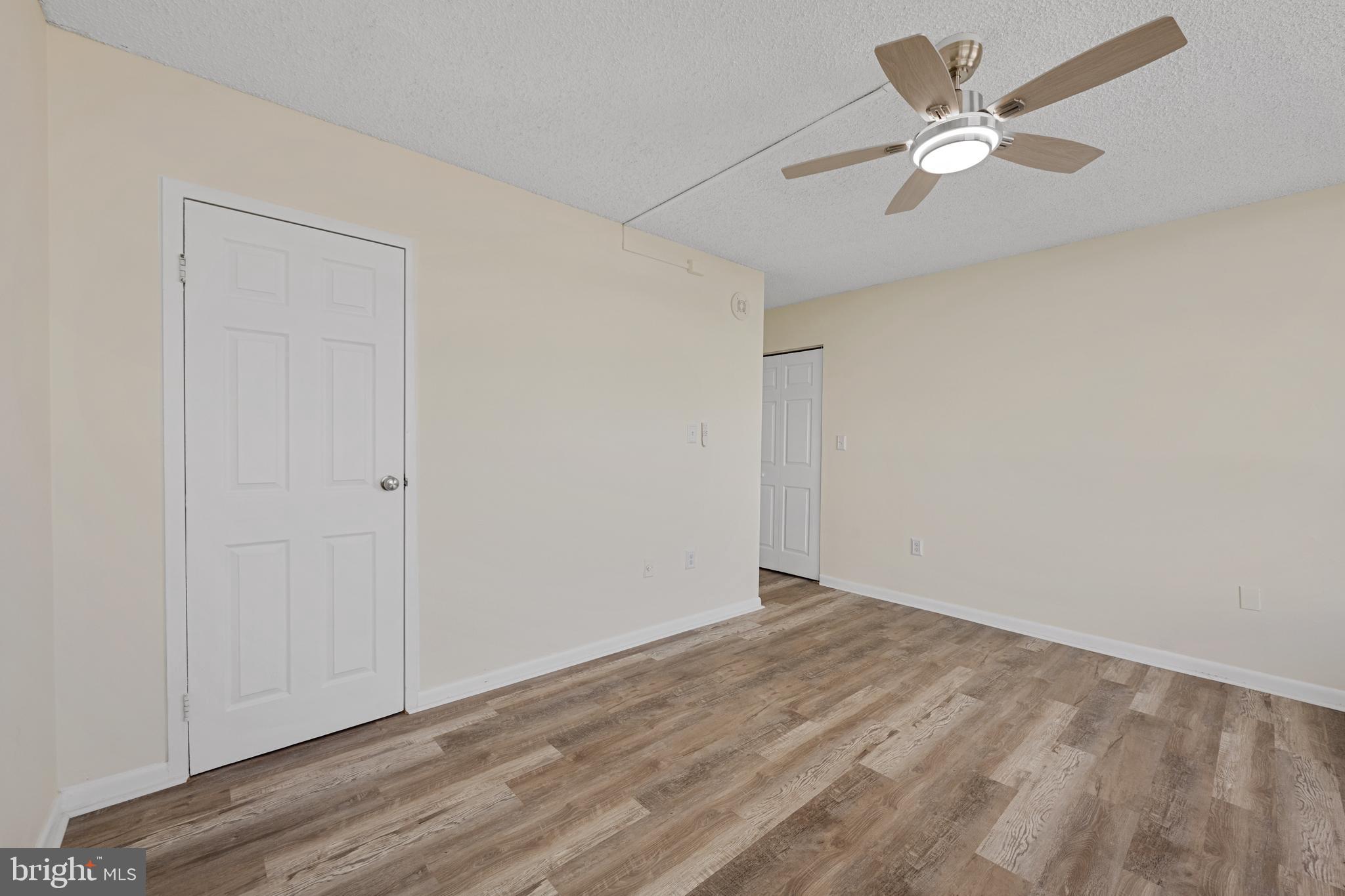 RIDGELY TOWSON CENTER - Residential