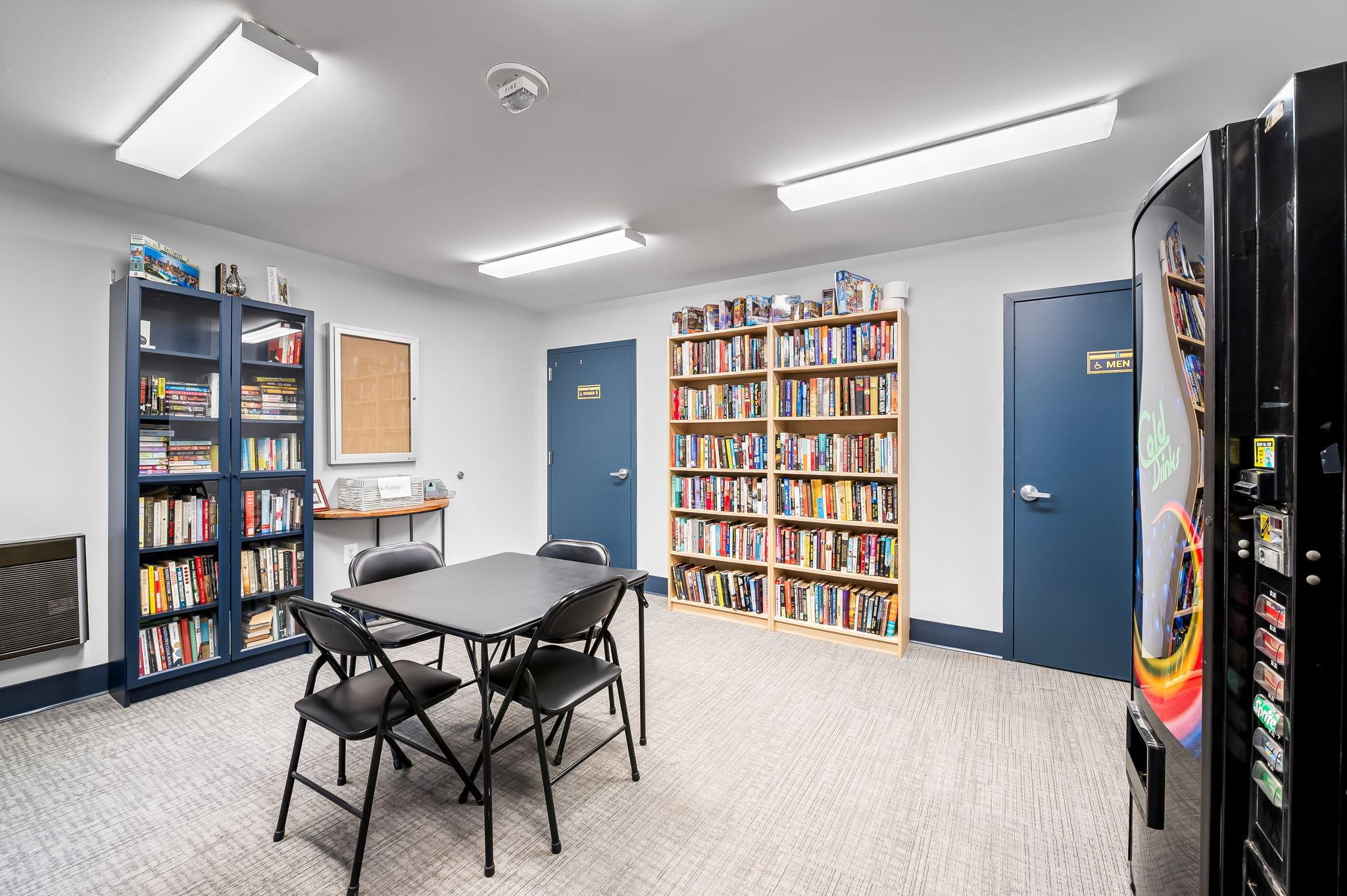RIDGELY TOWSON CENTER - Residential