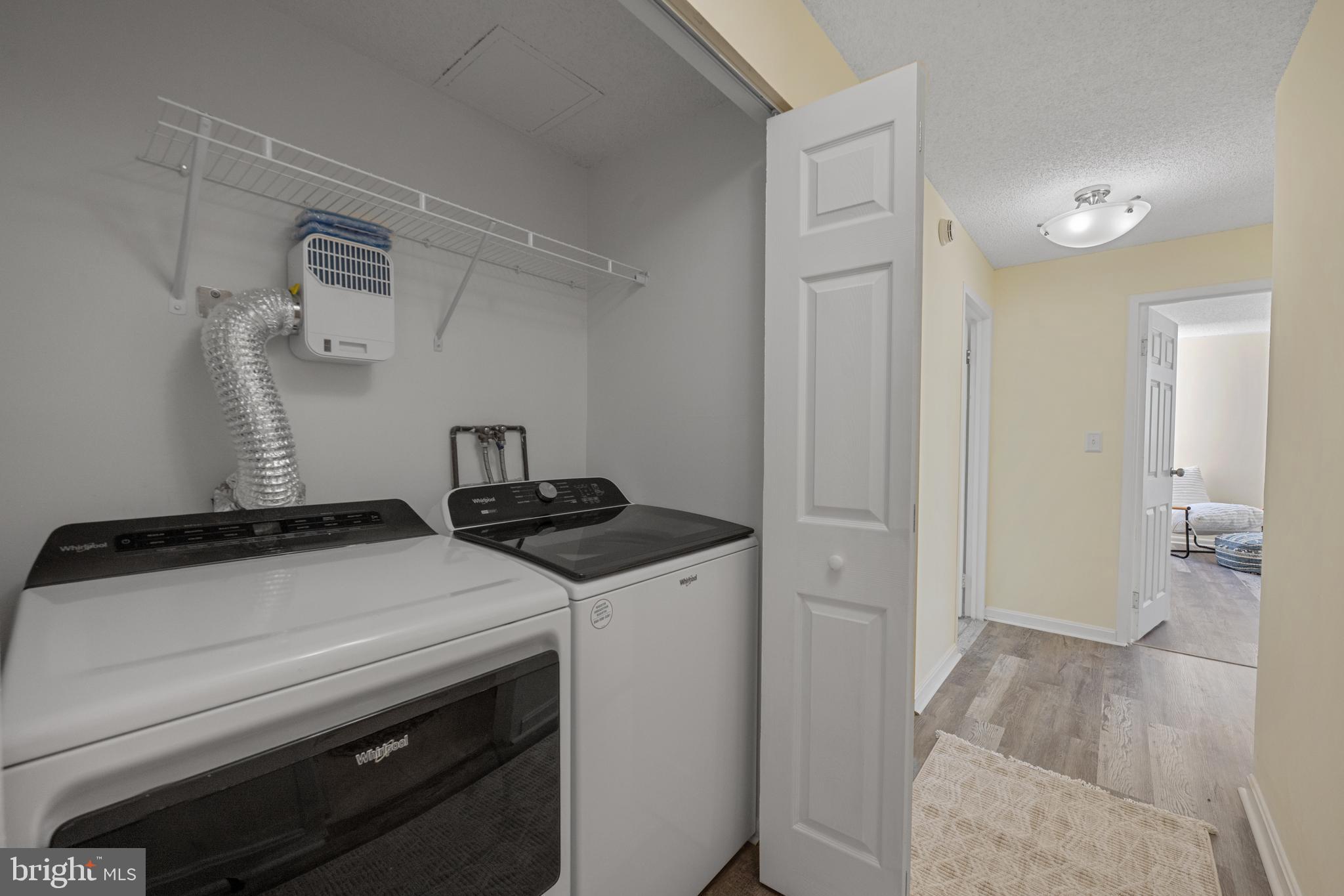 RIDGELY TOWSON CENTER - Residential
