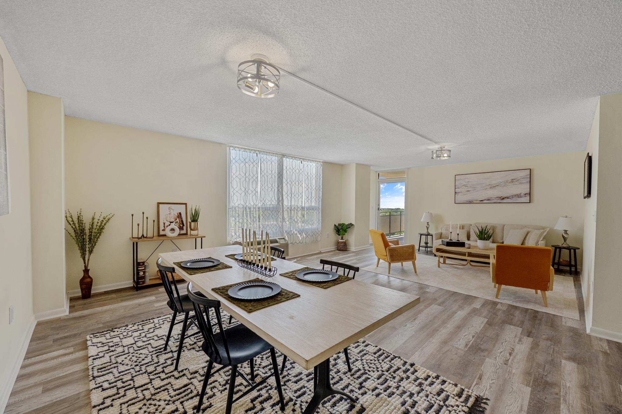 RIDGELY TOWSON CENTER - Residential