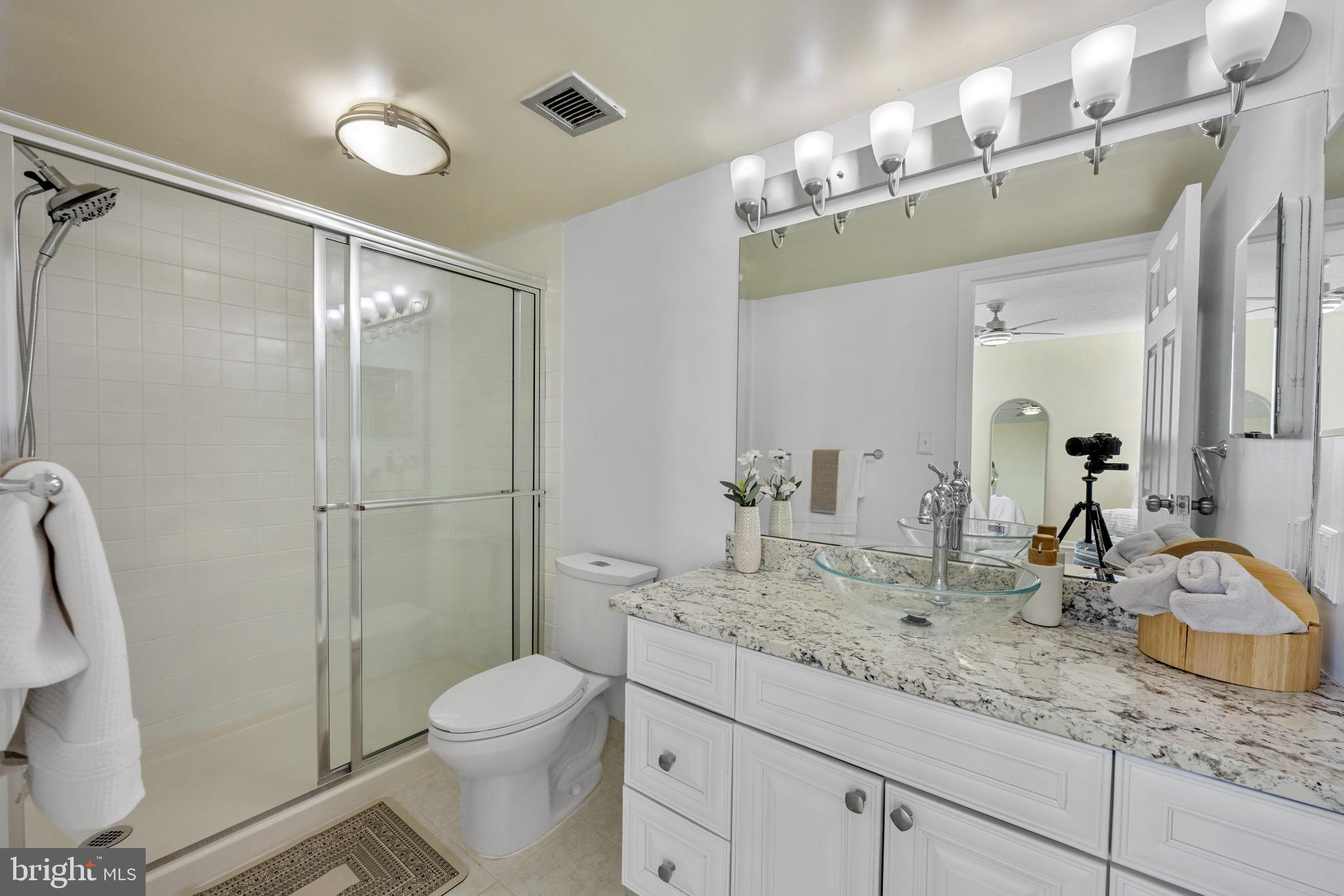 RIDGELY TOWSON CENTER - Residential