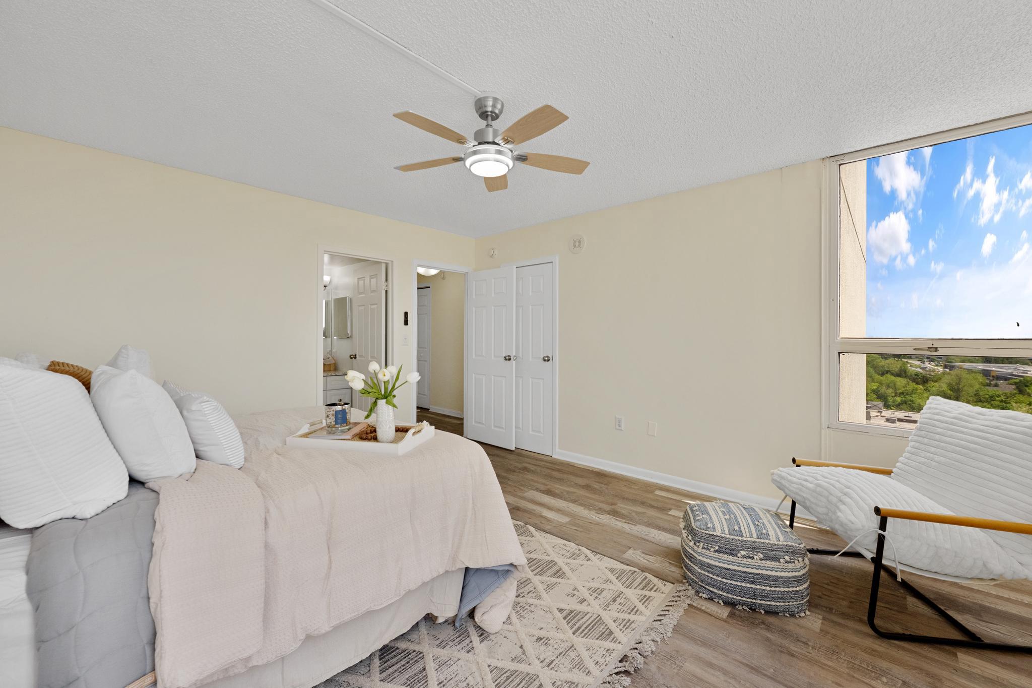 RIDGELY TOWSON CENTER - Residential