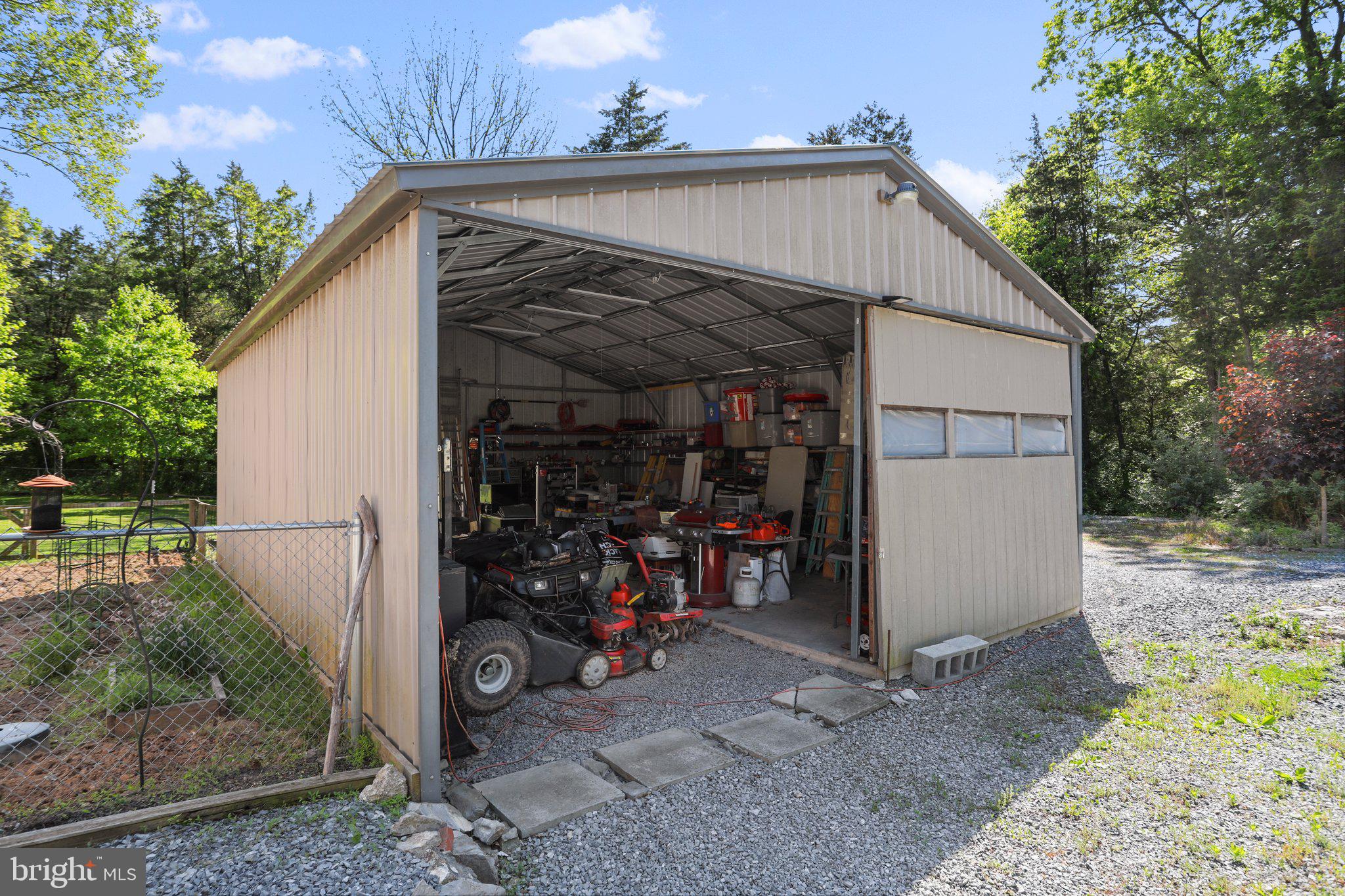 GREYSTONE ON THE OPEQUON - Residential