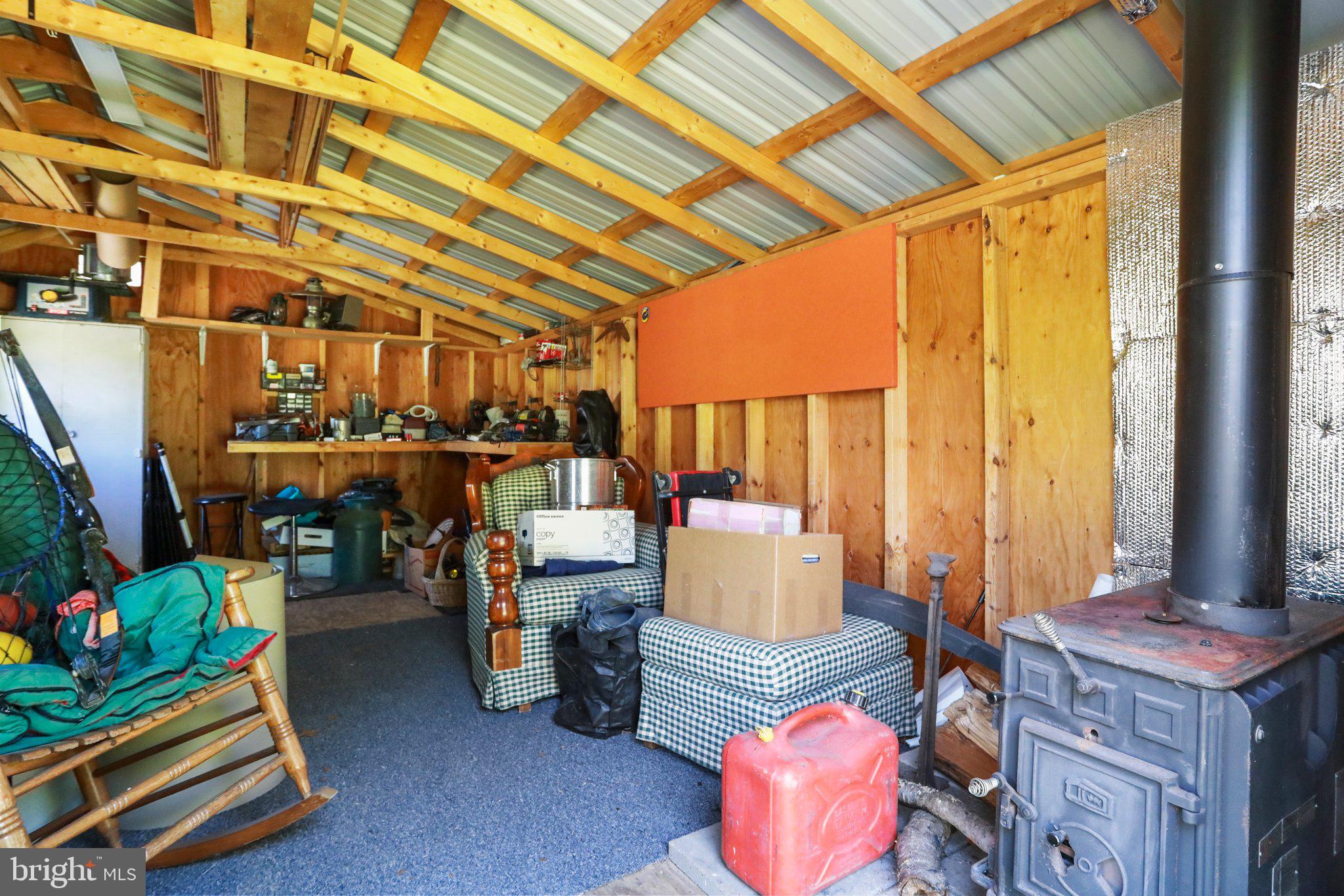 GREYSTONE ON THE OPEQUON - Residential