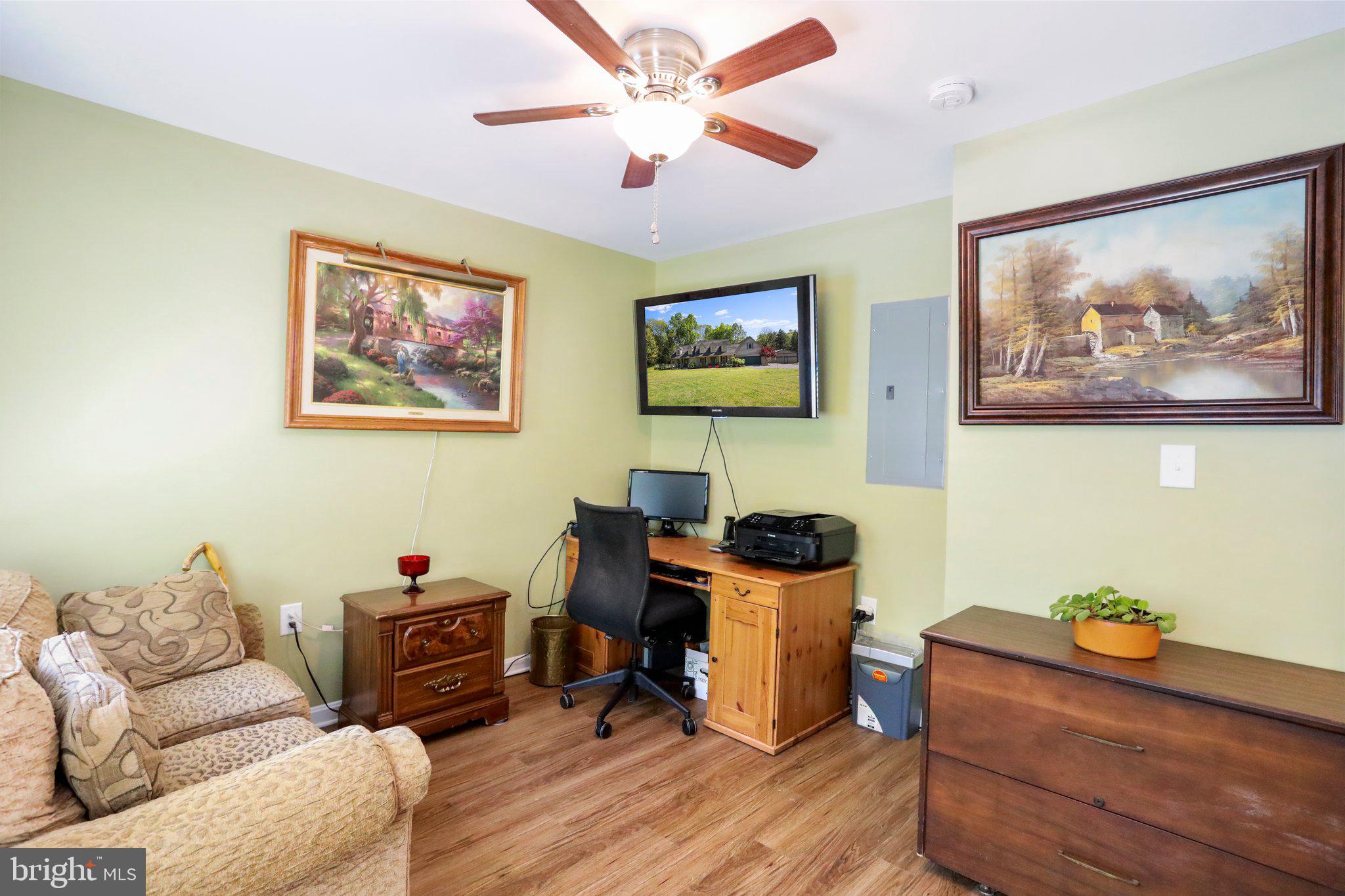 GREYSTONE ON THE OPEQUON - Residential