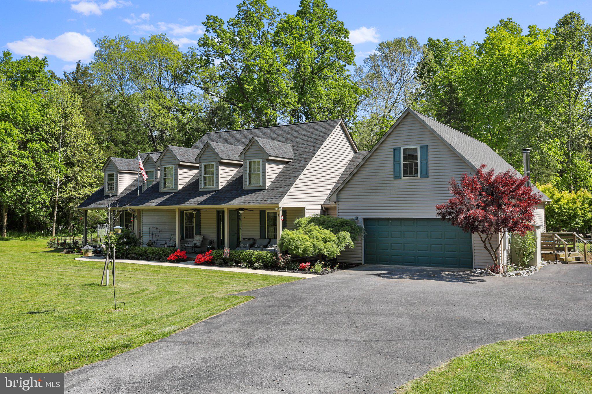 GREYSTONE ON THE OPEQUON - Residential