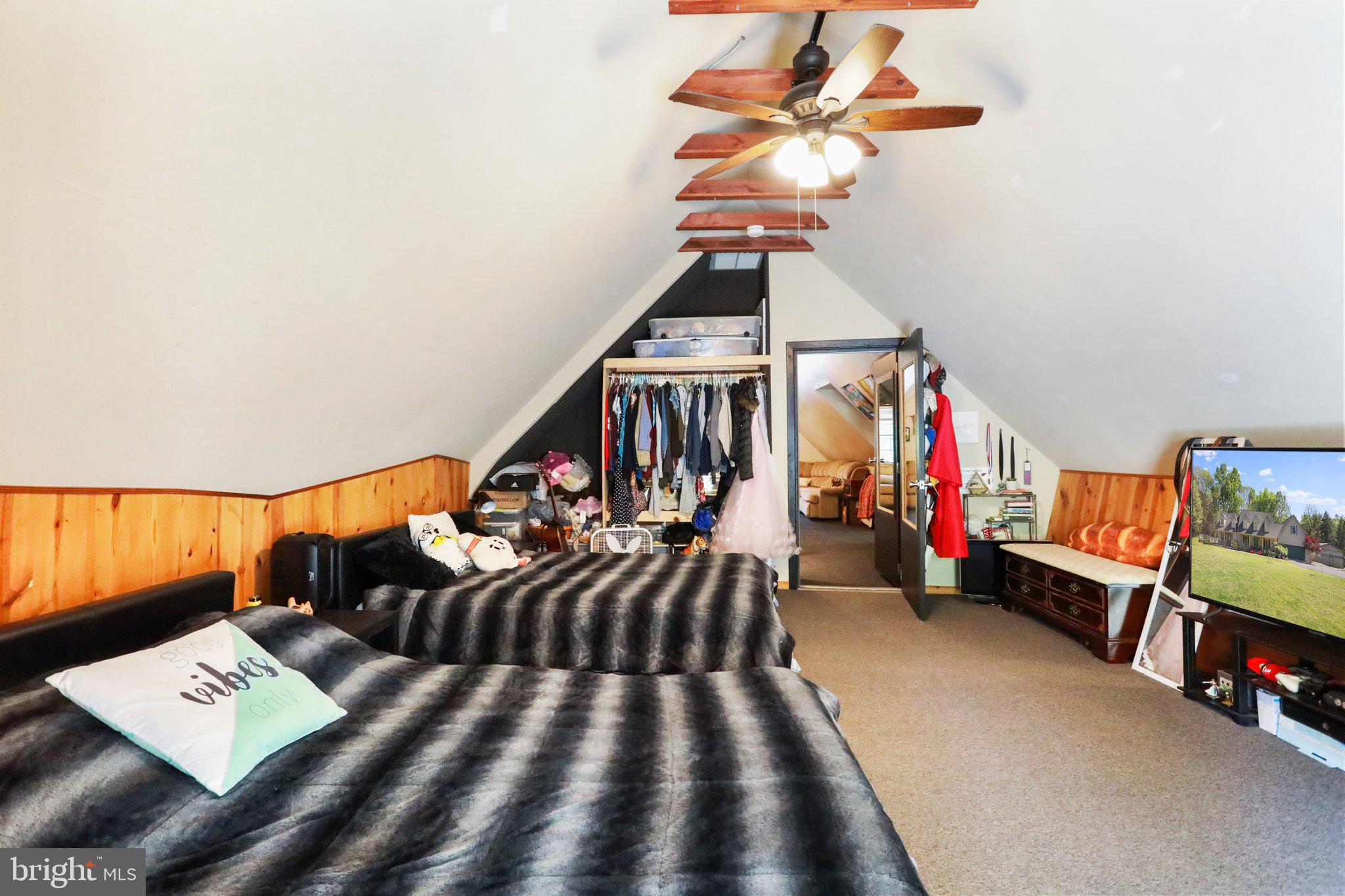 GREYSTONE ON THE OPEQUON - Residential