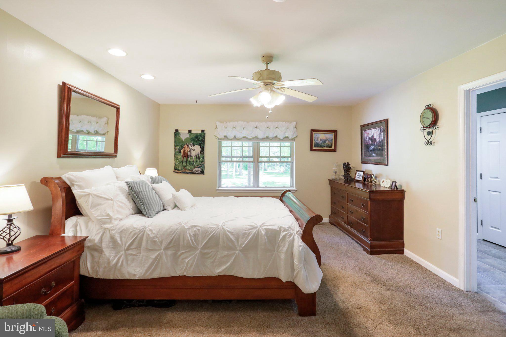 GREYSTONE ON THE OPEQUON - Residential