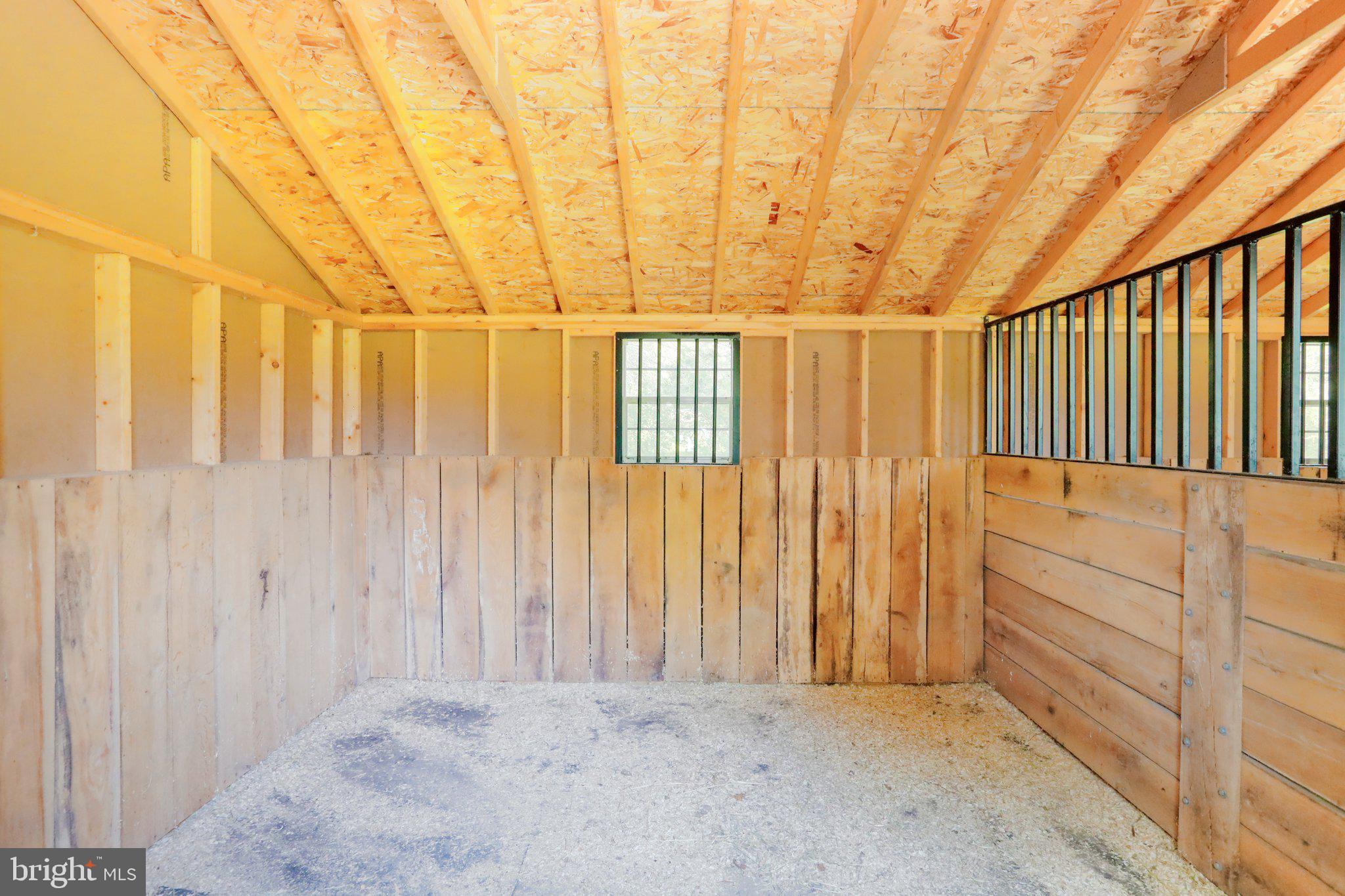 GREYSTONE ON THE OPEQUON - Residential