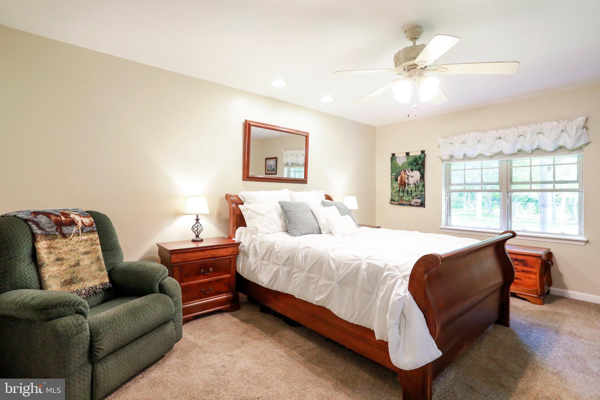 GREYSTONE ON THE OPEQUON - Residential