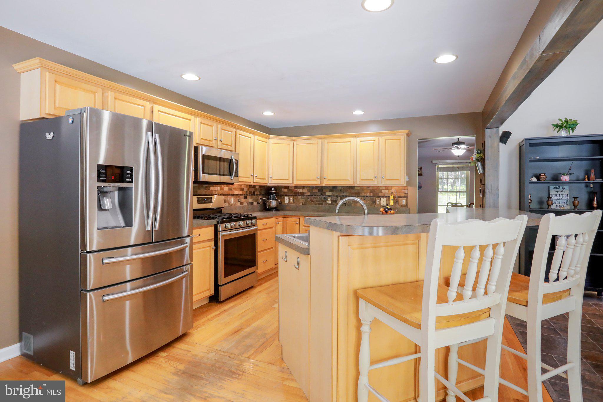 GREYSTONE ON THE OPEQUON - Residential