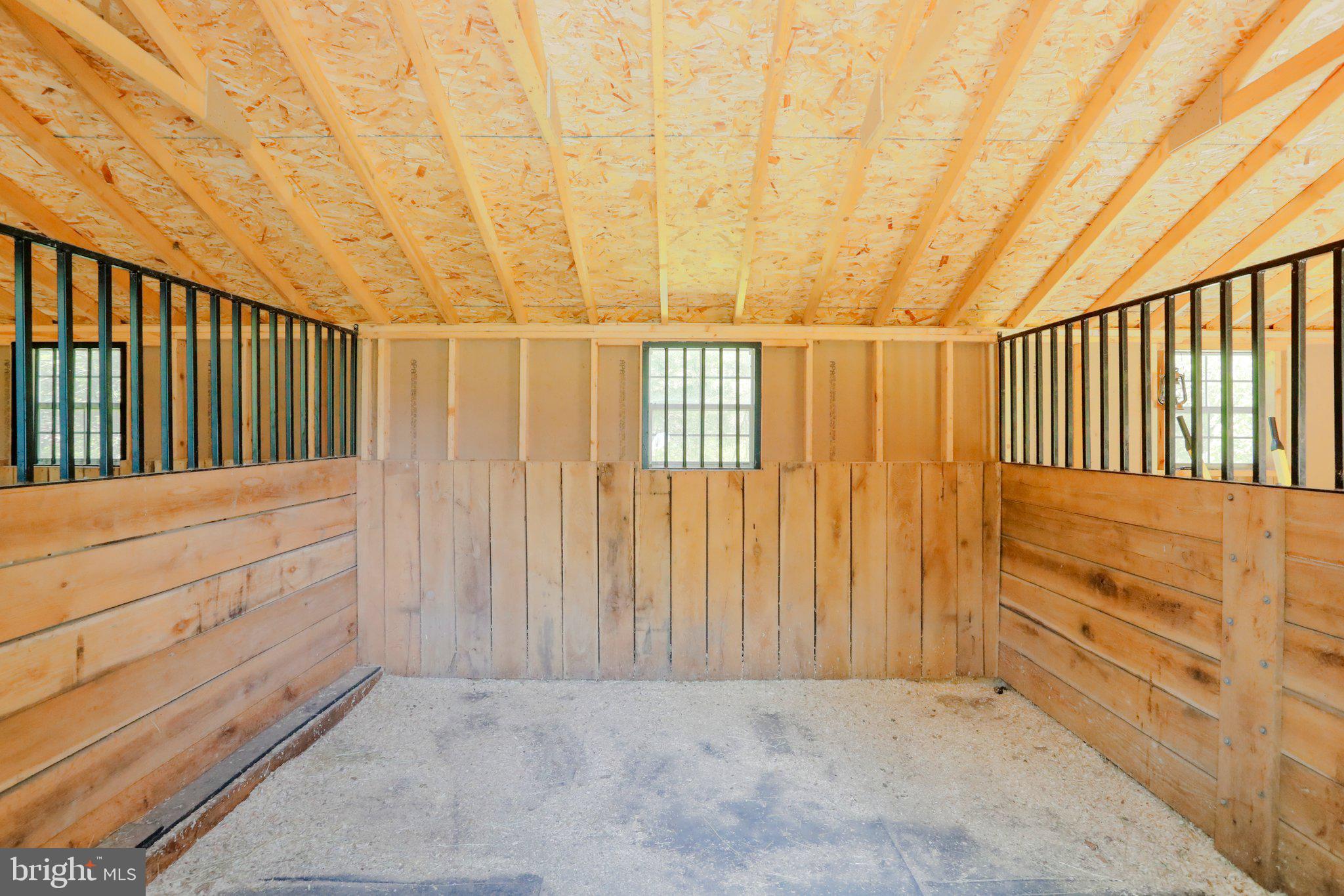 GREYSTONE ON THE OPEQUON - Residential