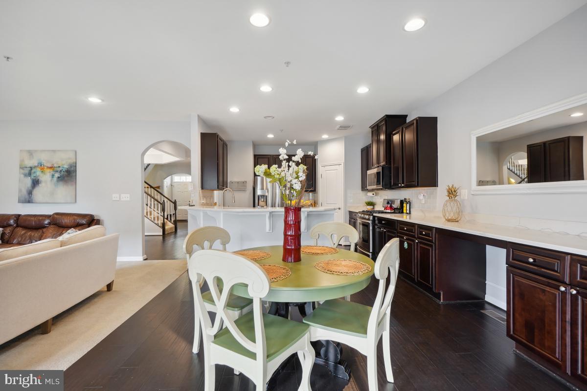 THE GREENS AT LOCUST CHAPEL - Residential