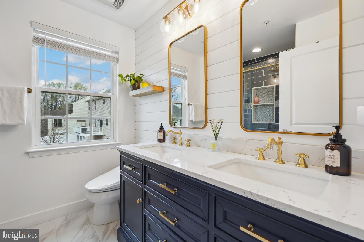 THE GREENS AT LOCUST CHAPEL - Residential