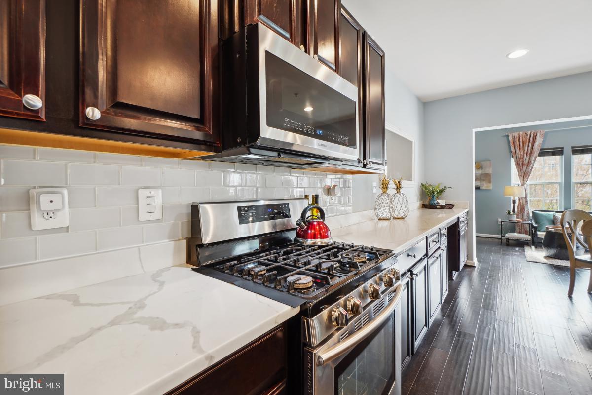 THE GREENS AT LOCUST CHAPEL - Residential