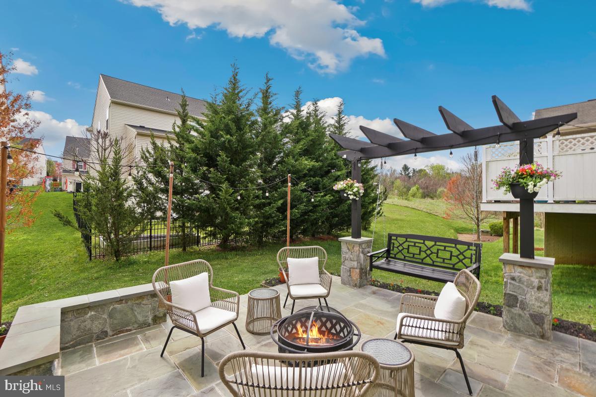 THE GREENS AT LOCUST CHAPEL - Residential