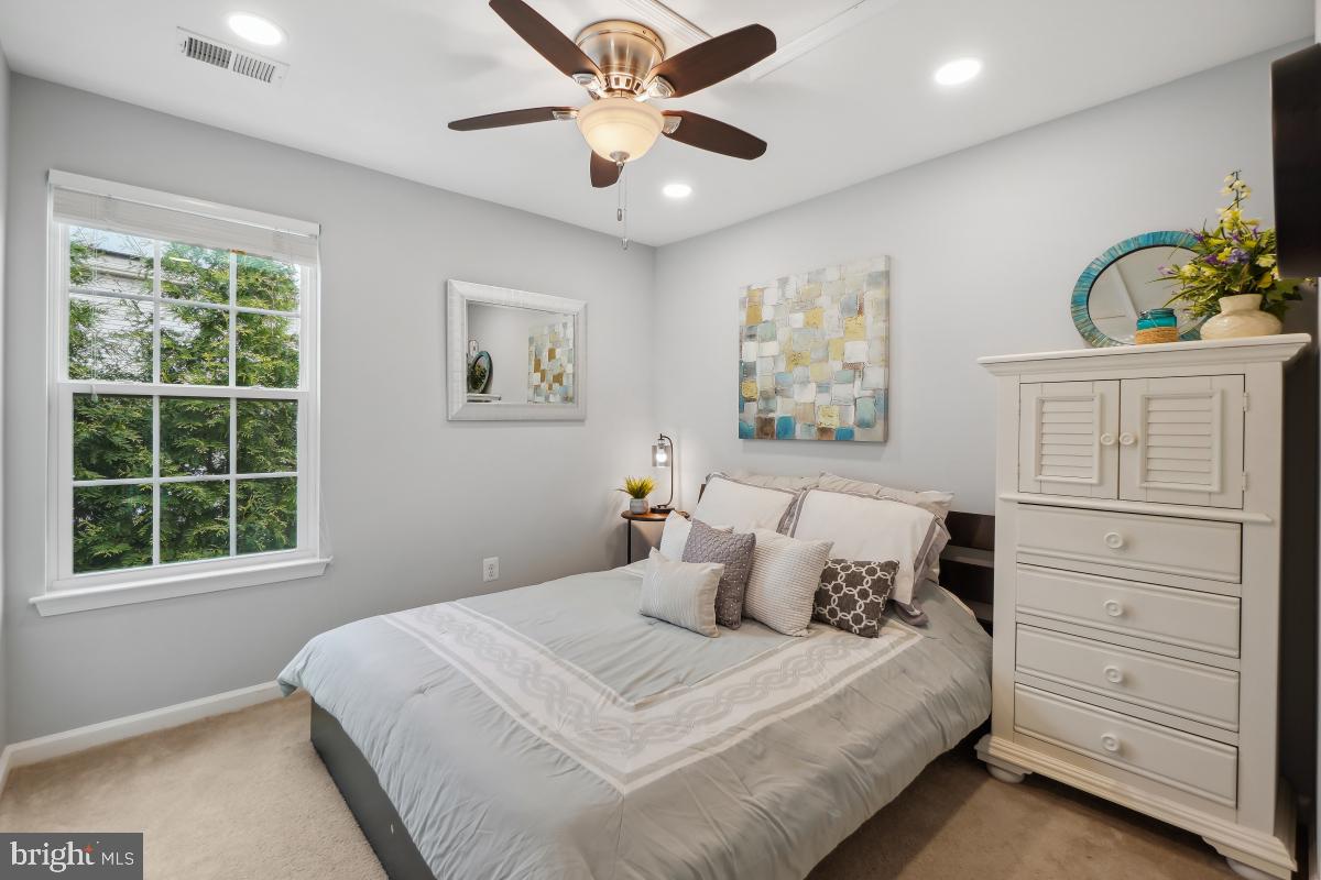 THE GREENS AT LOCUST CHAPEL - Residential