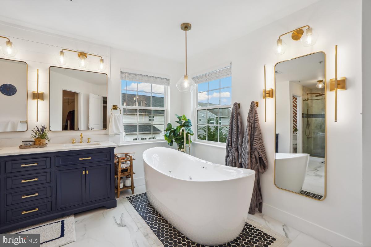 THE GREENS AT LOCUST CHAPEL - Residential