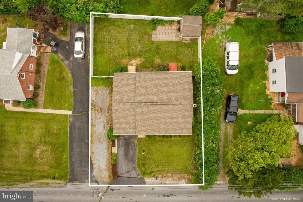 Photo of 736 Park Hill Drive, MANHEIM, PA 17545 (MLS # PALA2070830)