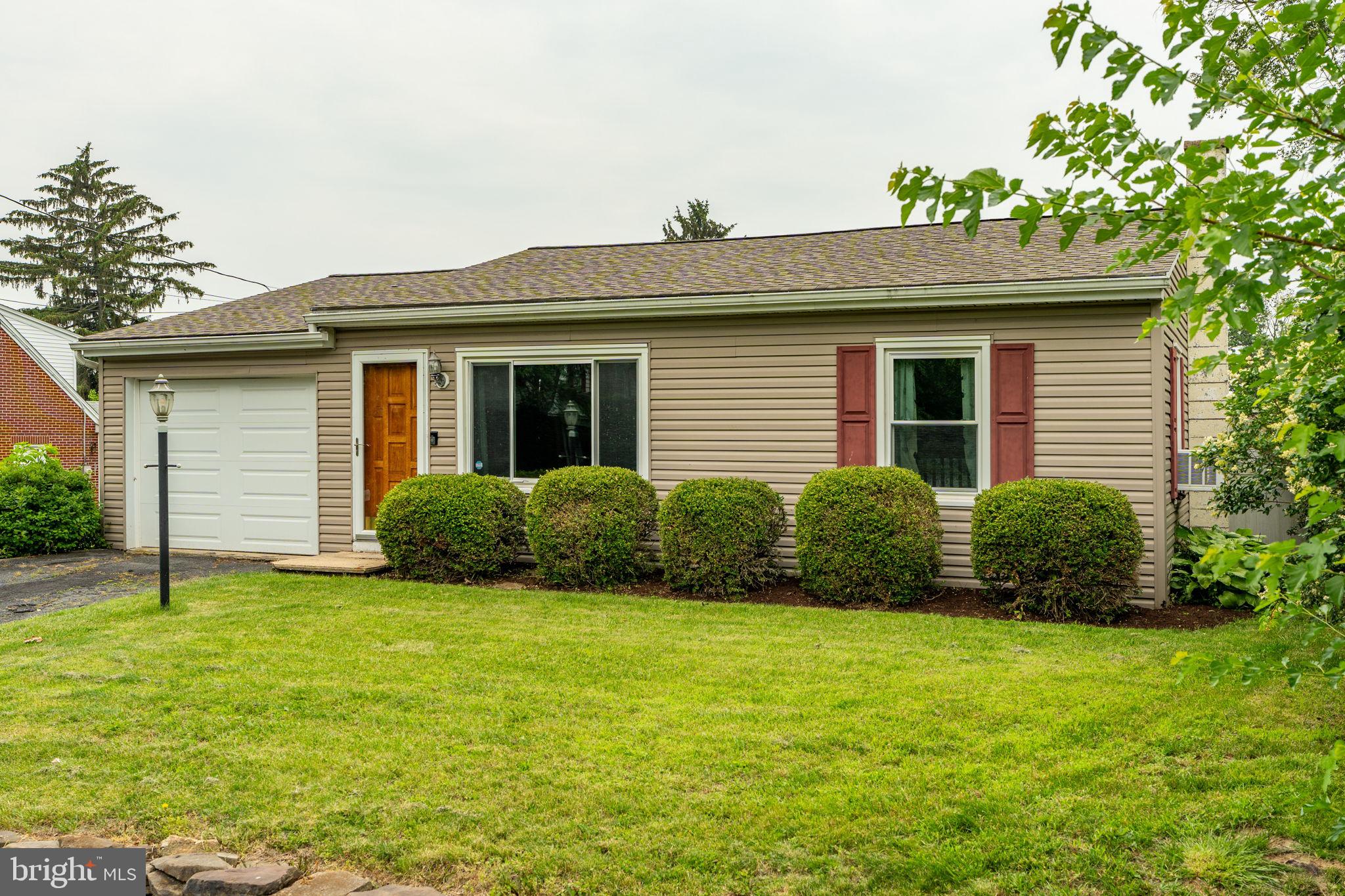 736 PARK HILL DRIVE