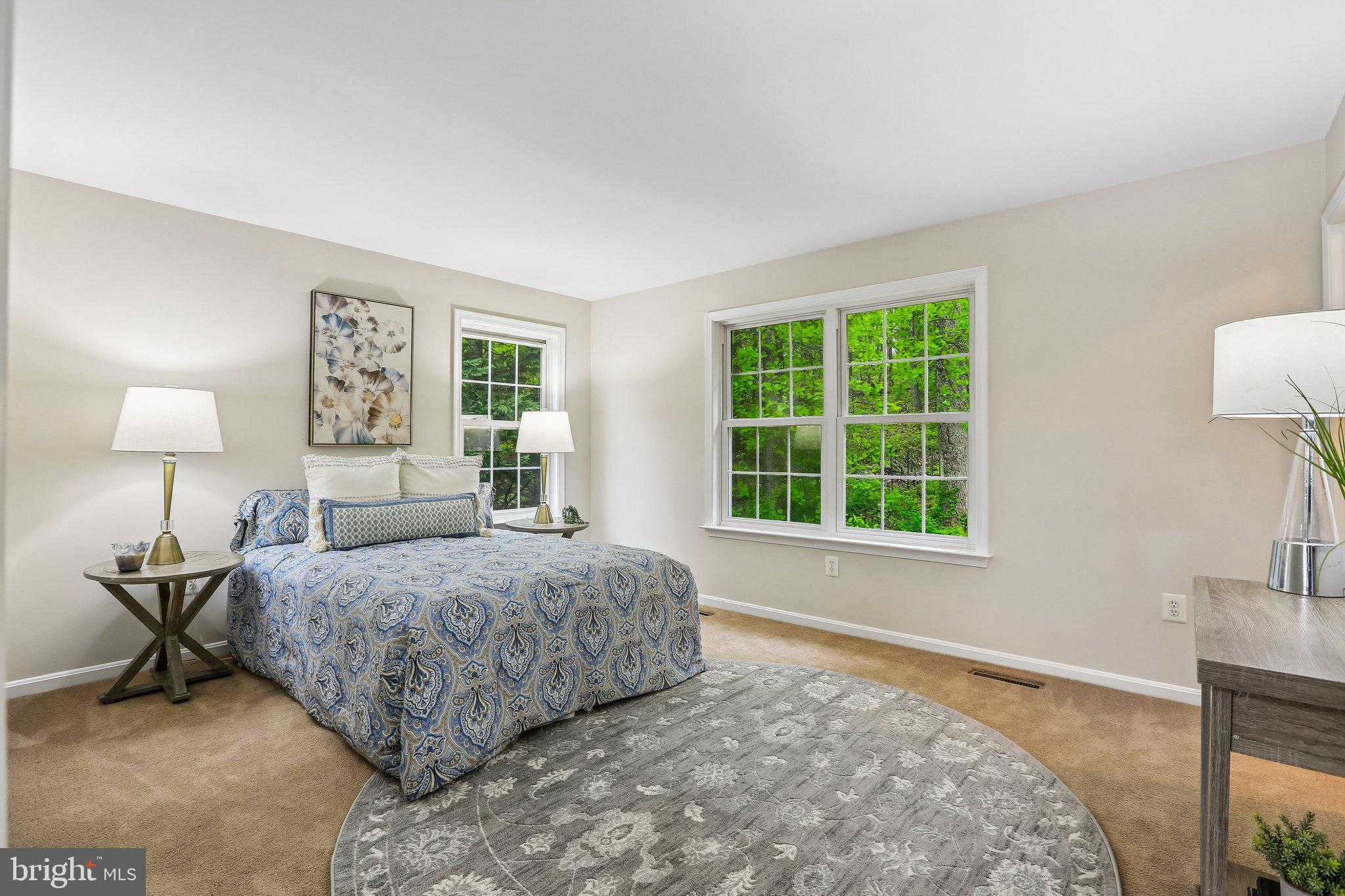 FOX RUN WOODS - Residential