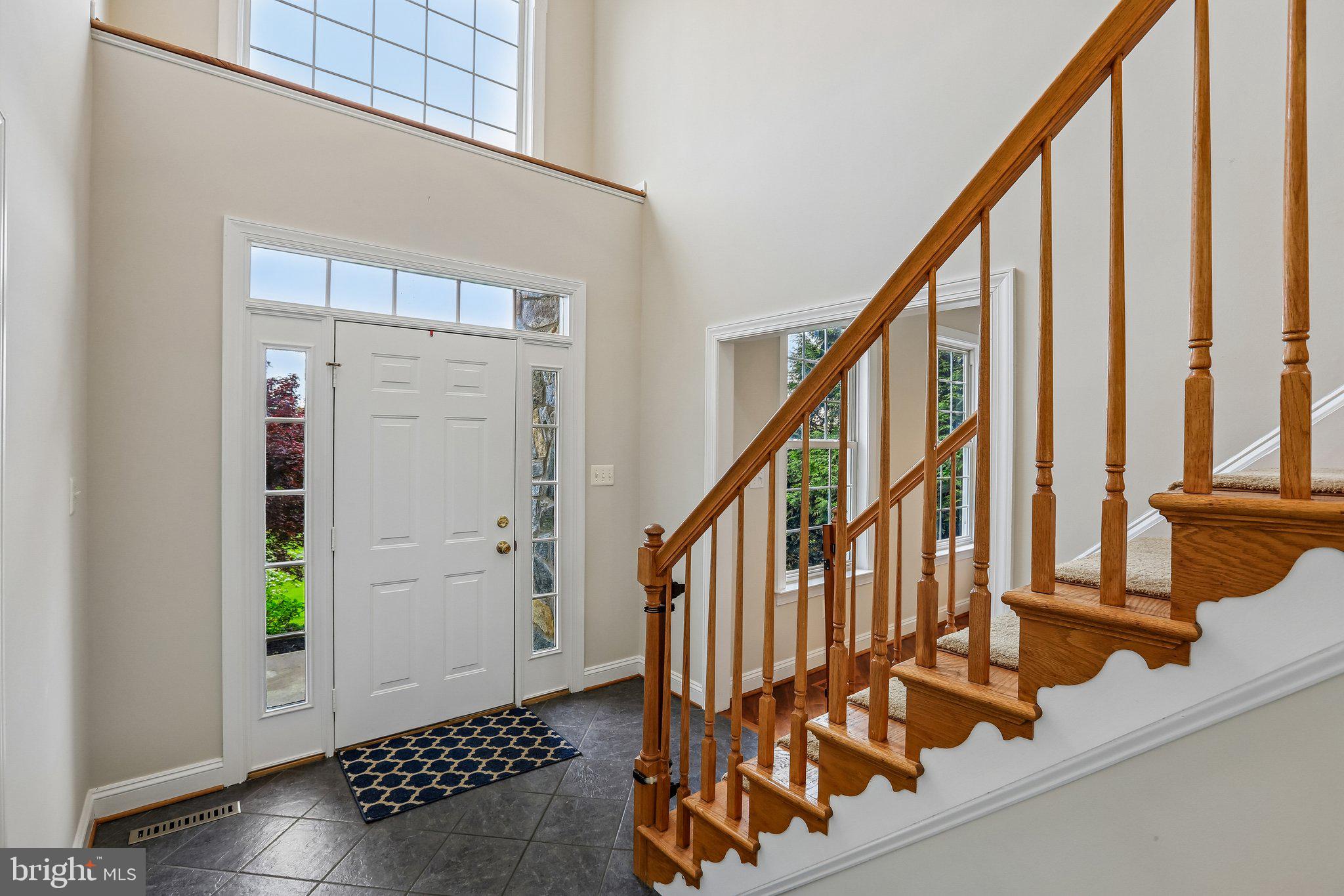 FOX RUN WOODS - Residential