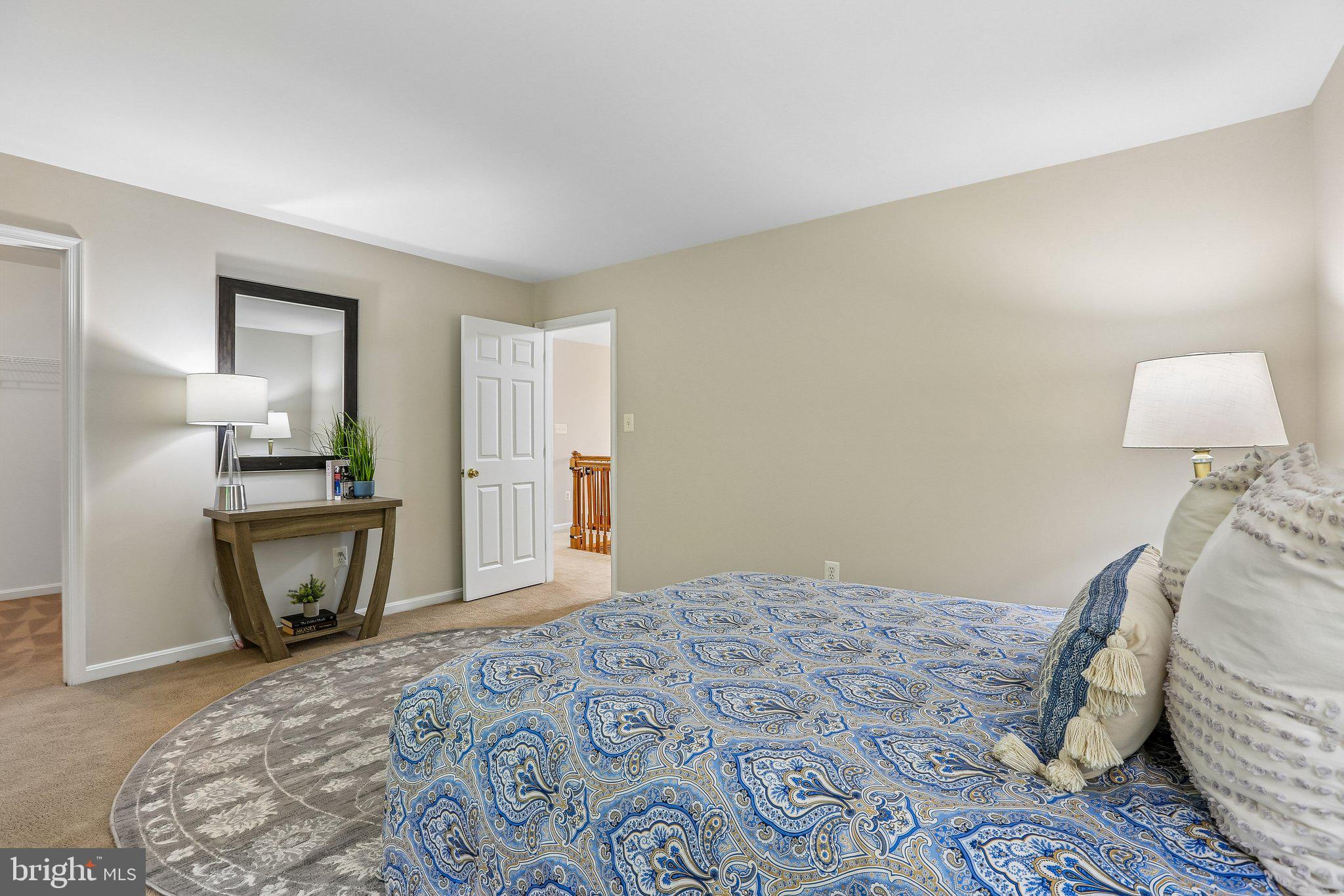 FOX RUN WOODS - Residential