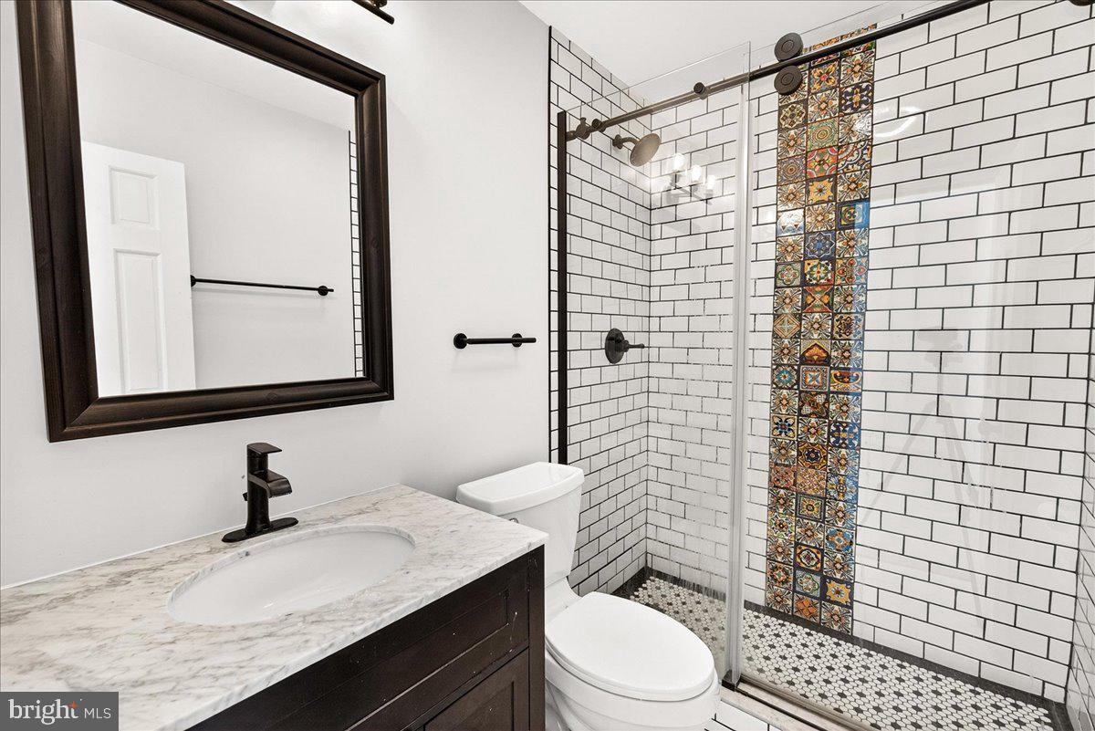 WOODSIDE VILLAGE - Residential