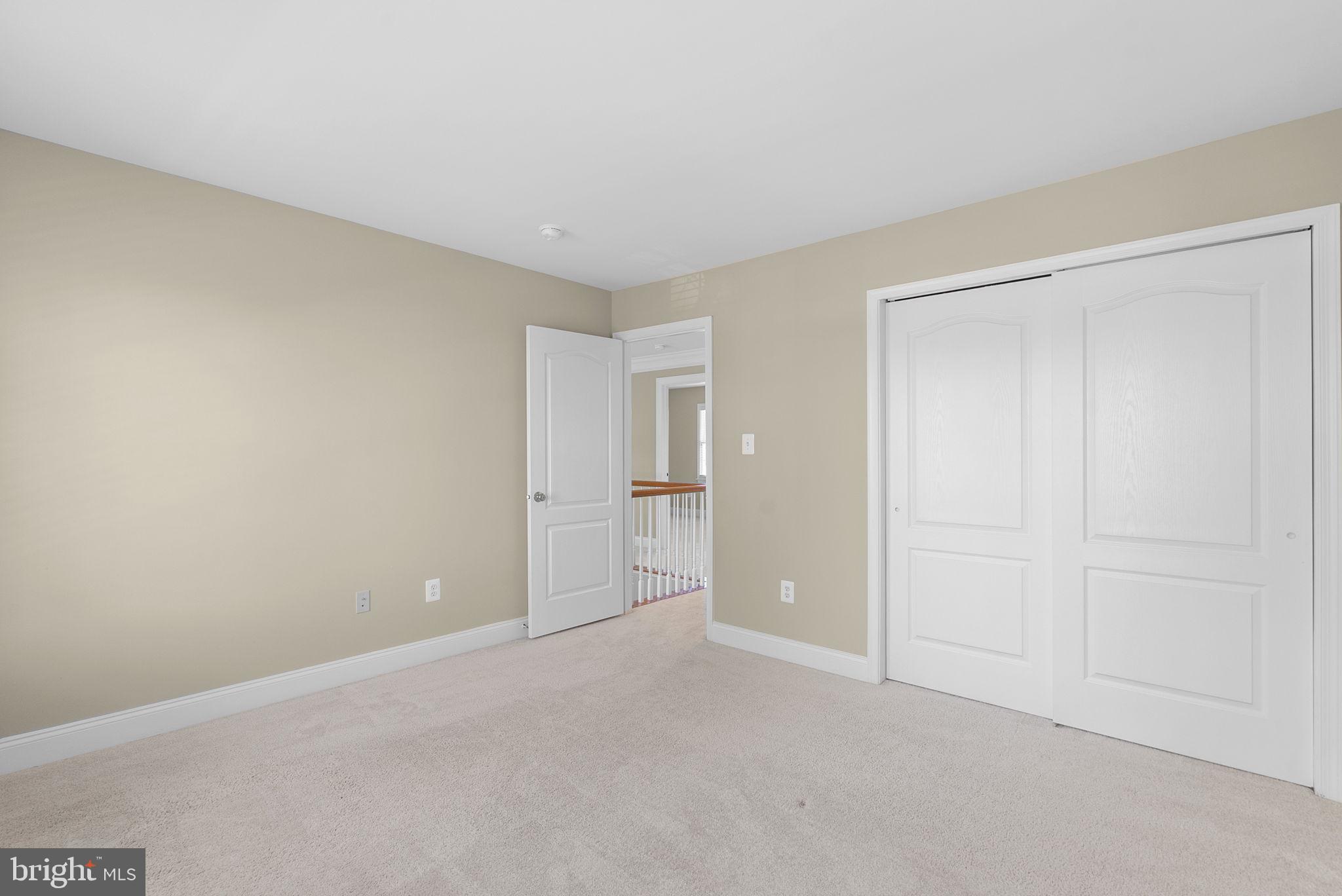 THE ESTATES AT WOODCLIFFE PARK - Residential