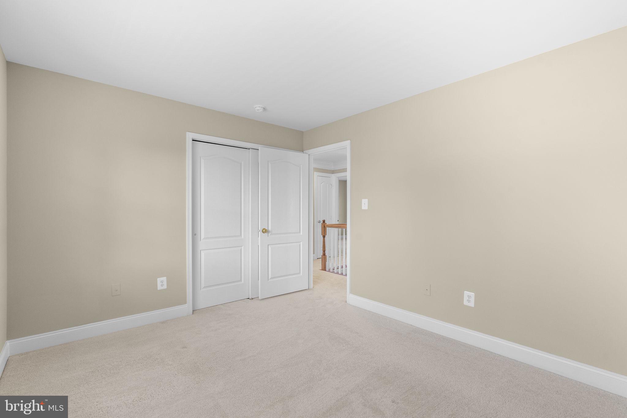 THE ESTATES AT WOODCLIFFE PARK - Residential