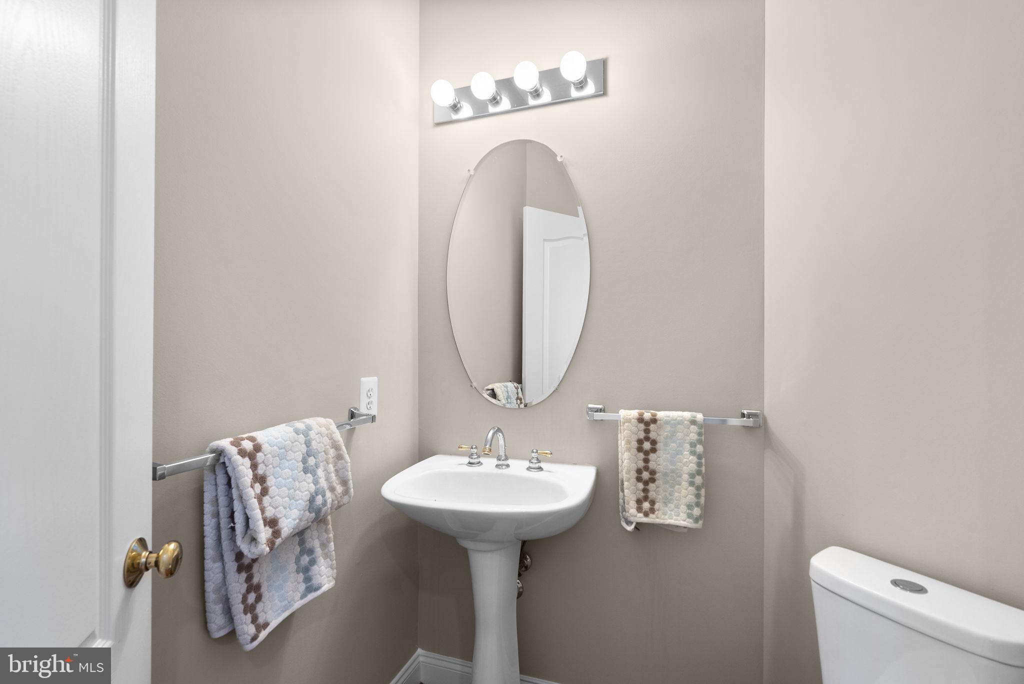 THE ESTATES AT WOODCLIFFE PARK - Residential