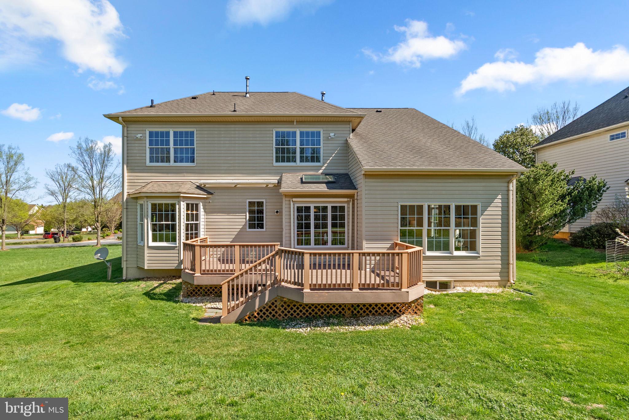 THE ESTATES AT WOODCLIFFE PARK - Residential