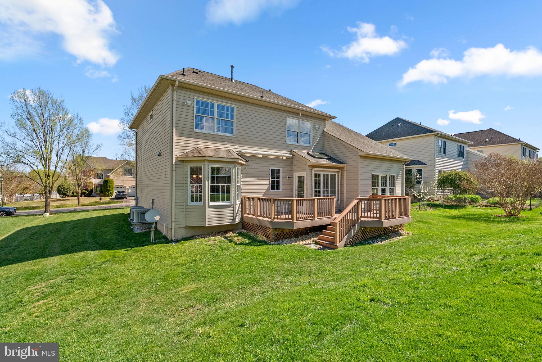 THE ESTATES AT WOODCLIFFE PARK - Residential