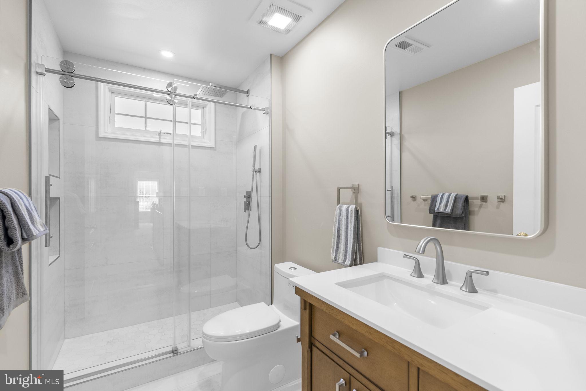 THE ESTATES AT WOODCLIFFE PARK - Residential