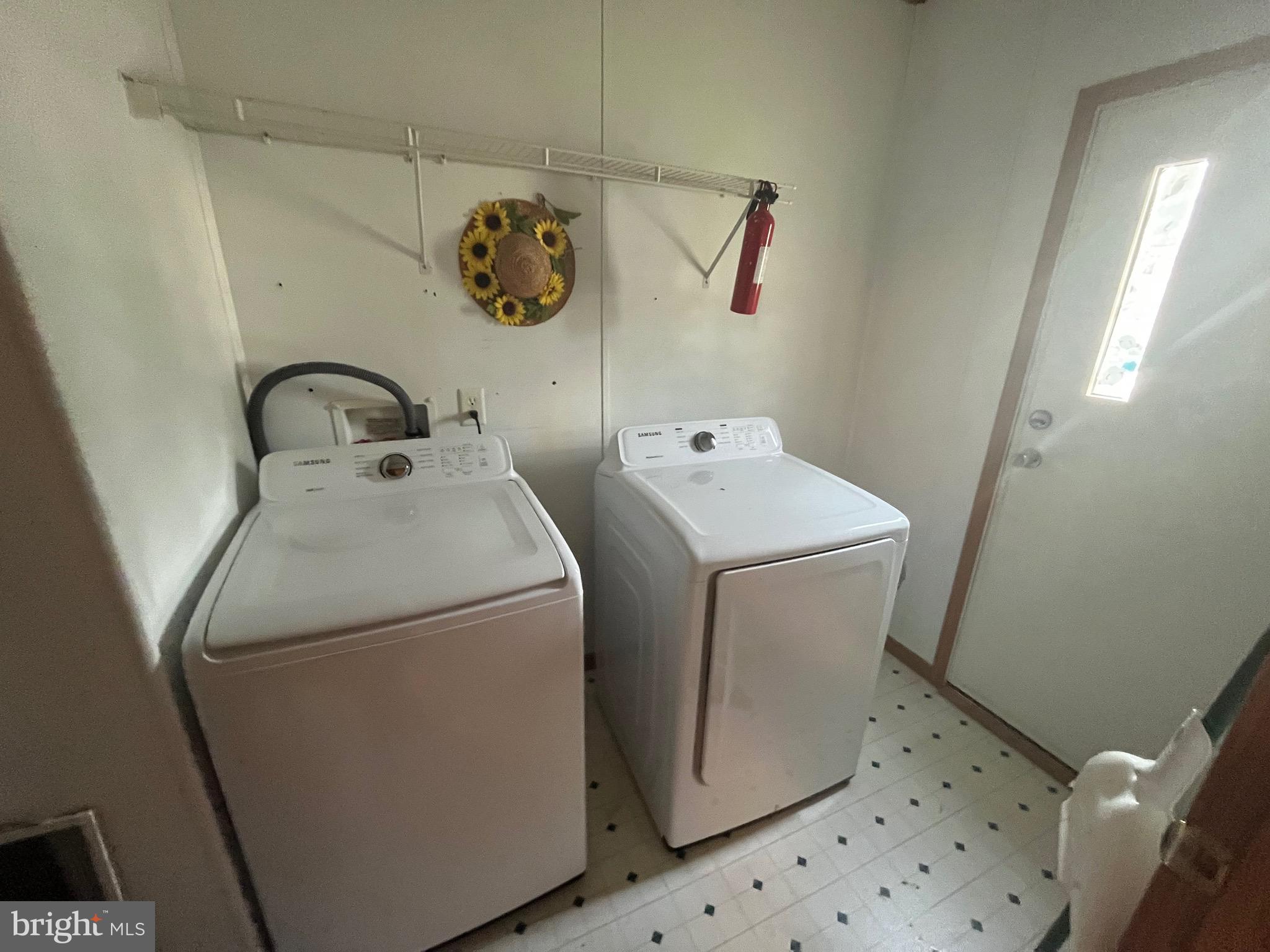 HEISTERS CREEK - Residential