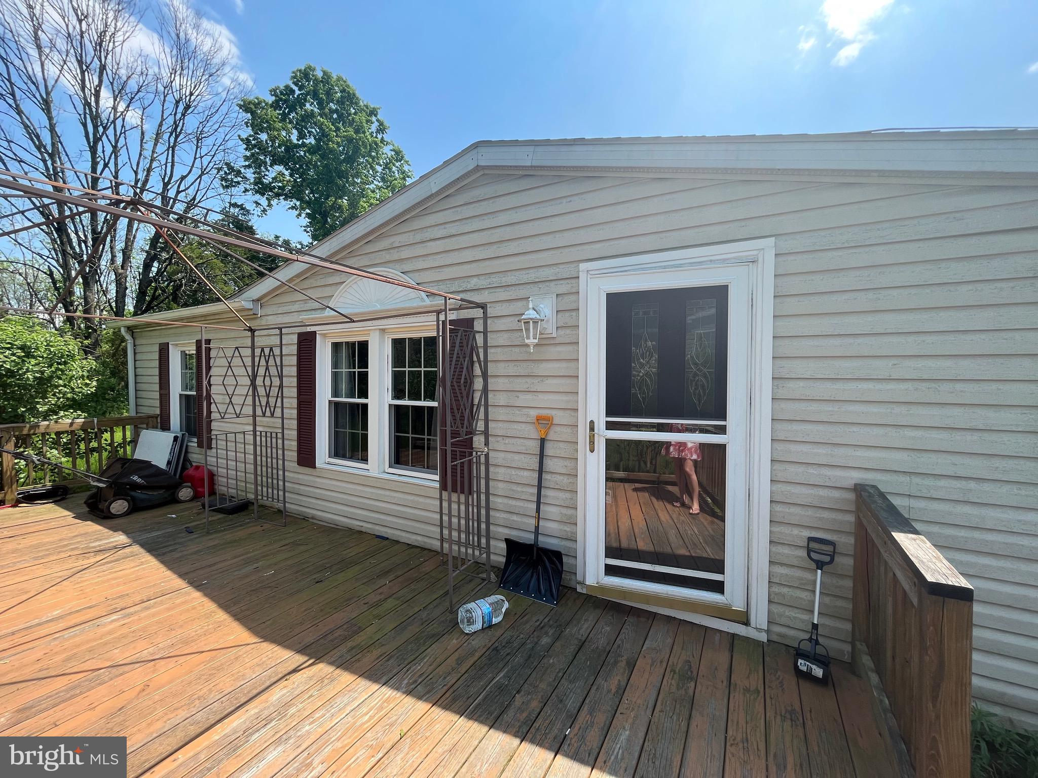 HEISTERS CREEK - Residential