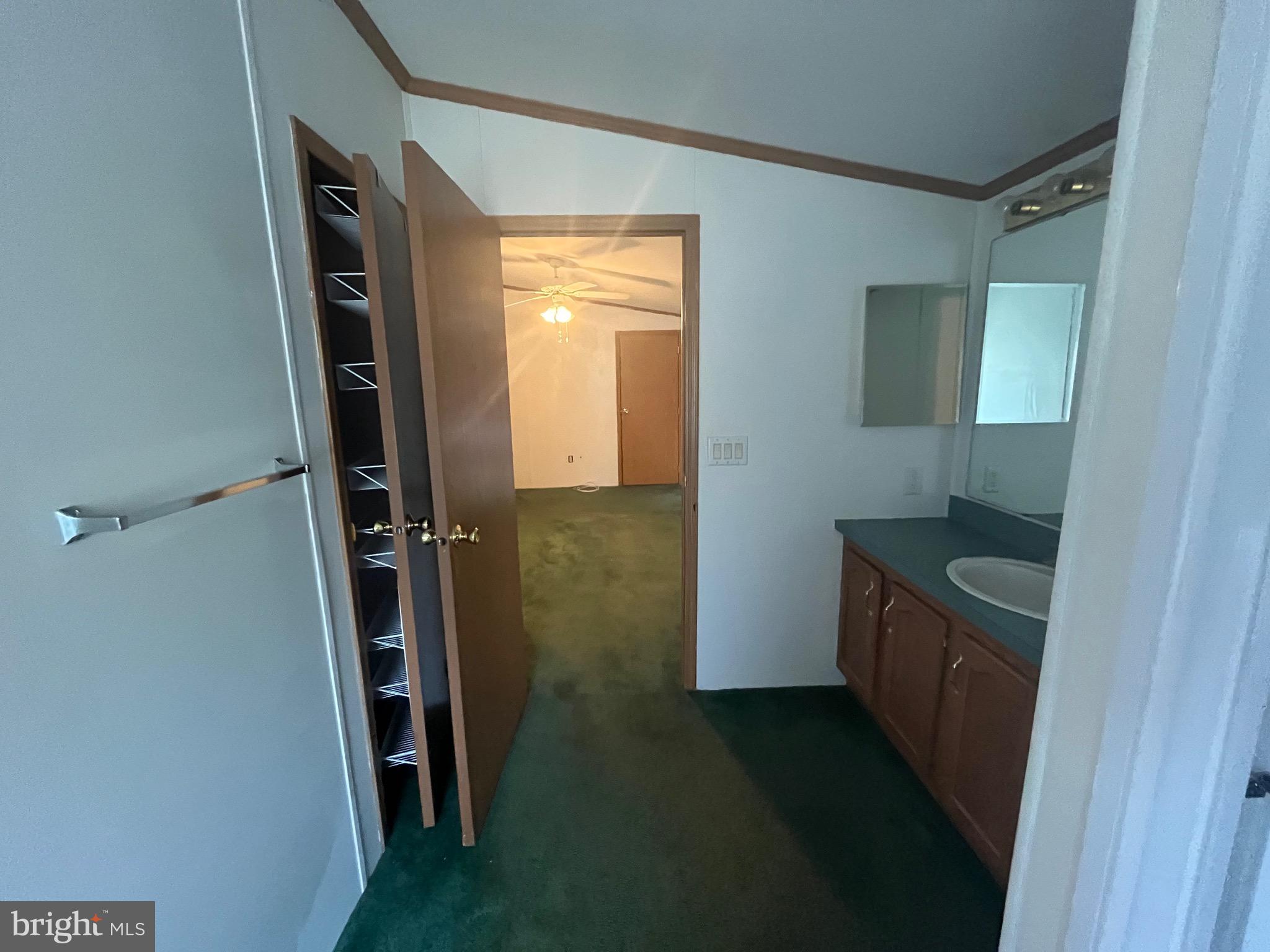 HEISTERS CREEK - Residential